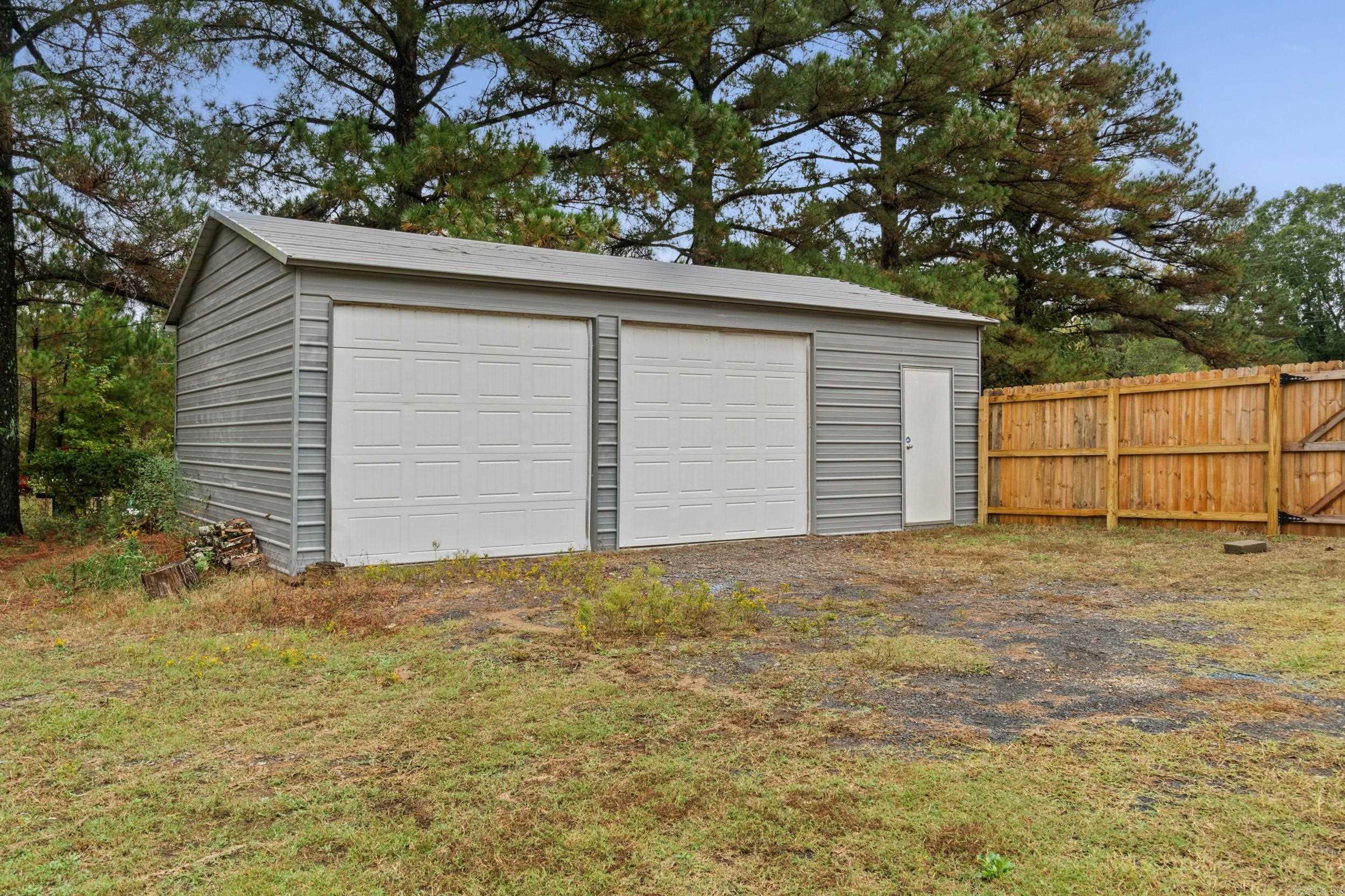 2430 S Kerr  Lonoke, AR