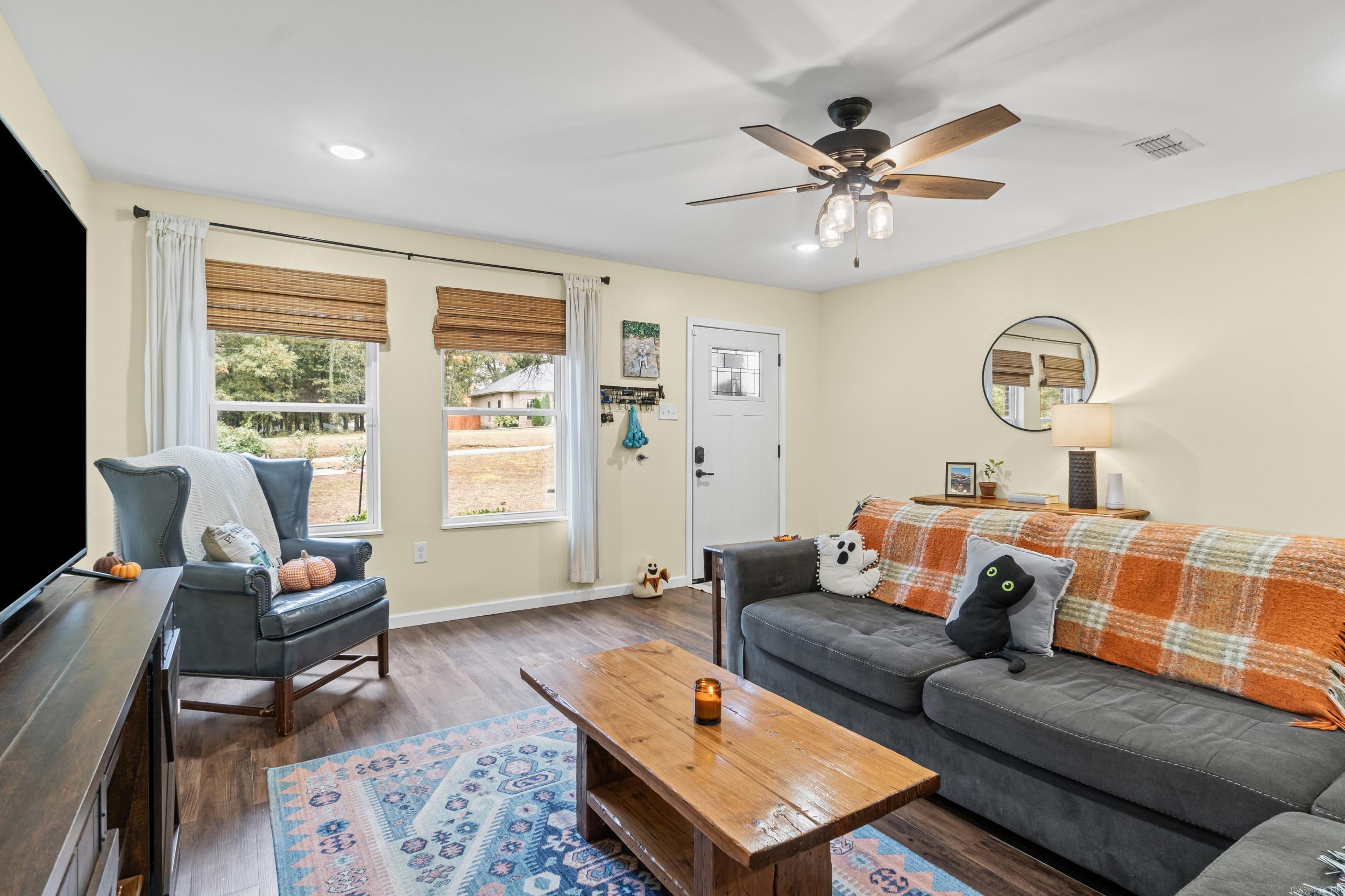 2430 S Kerr  Lonoke, AR