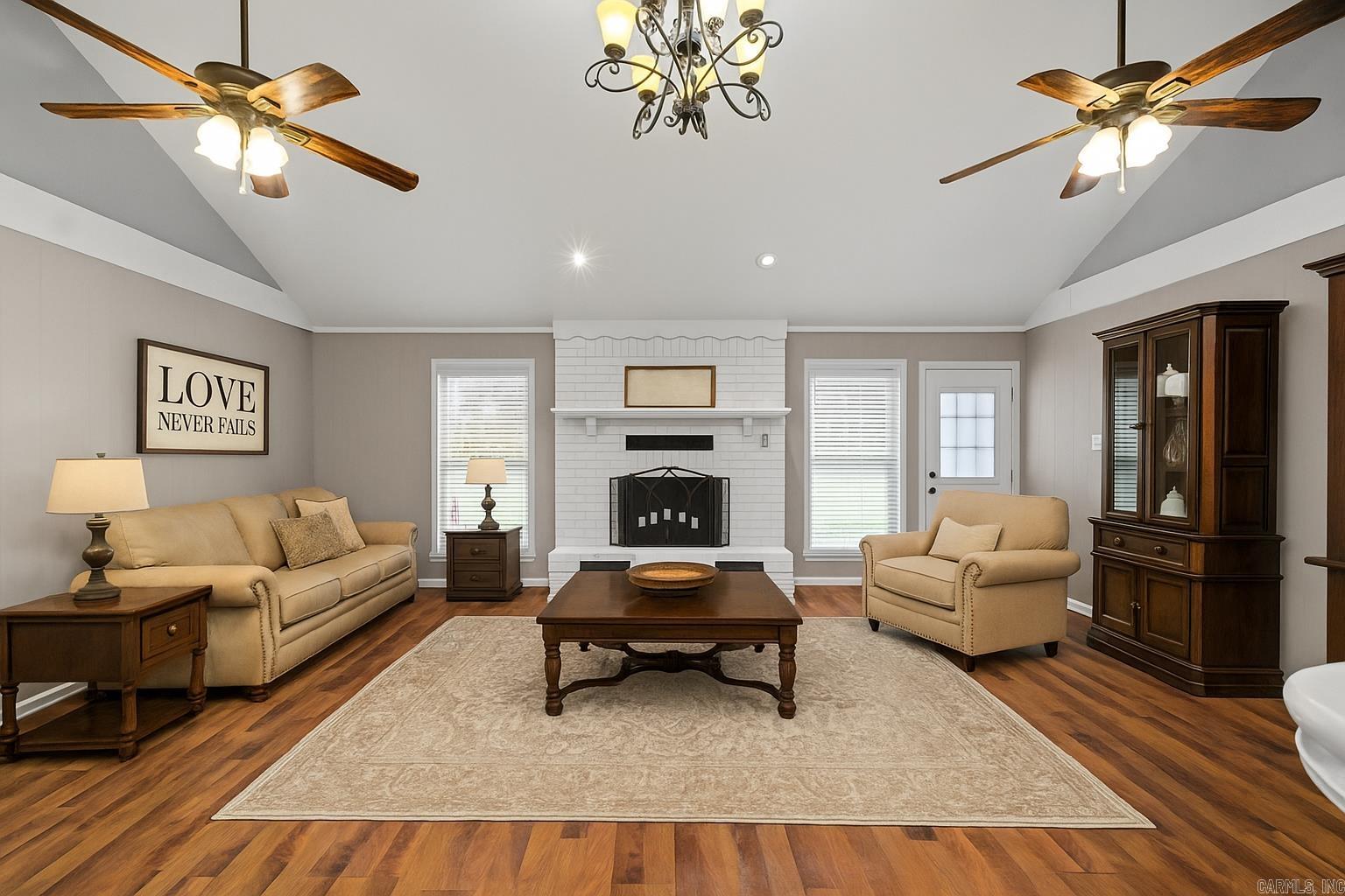 1023 S Claremont Avenue Sherwood, AR 72120