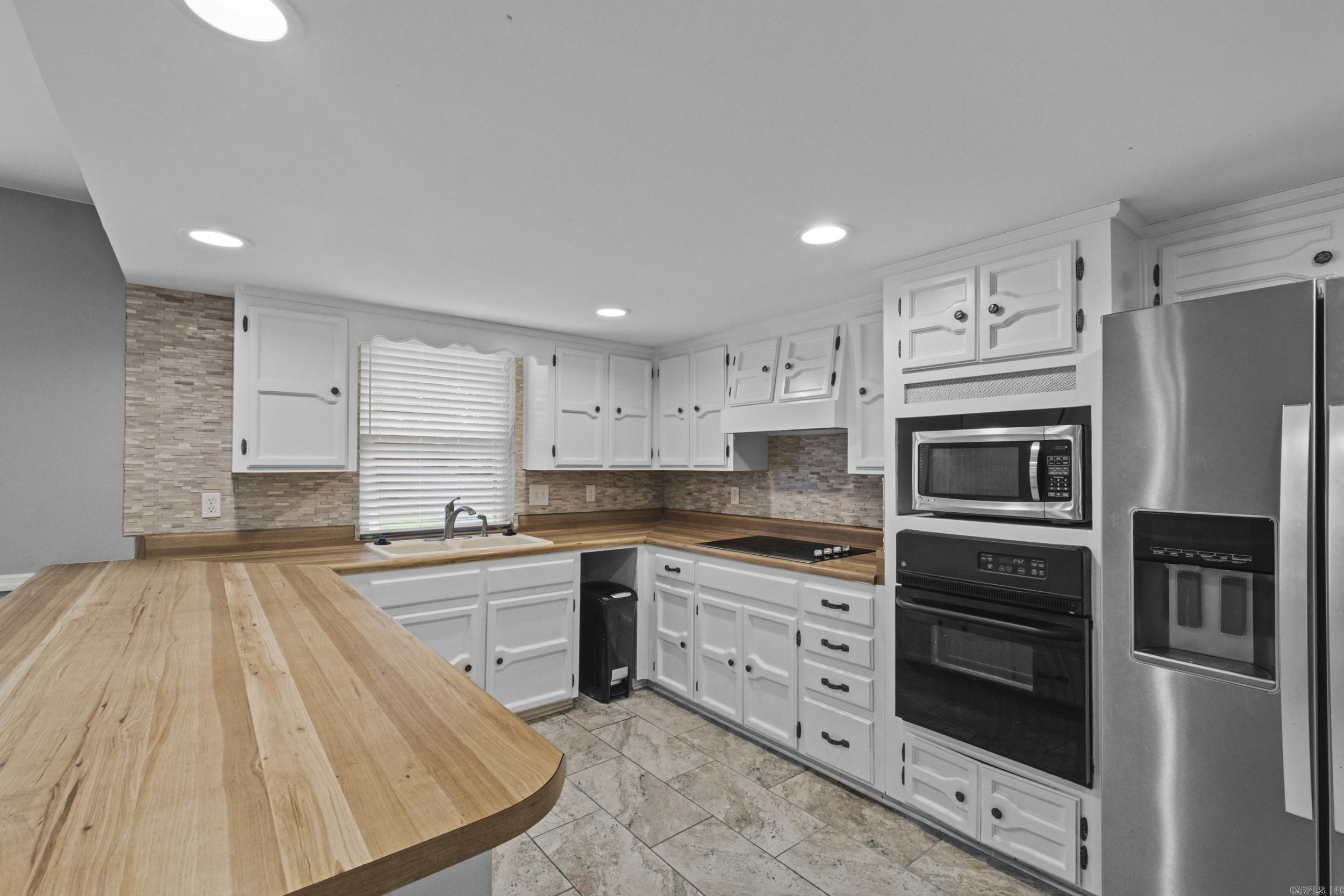 1023 S Claremont Avenue Sherwood, AR 72120