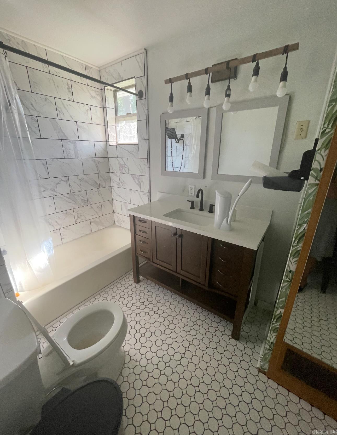 605 Revis  Benton, AR