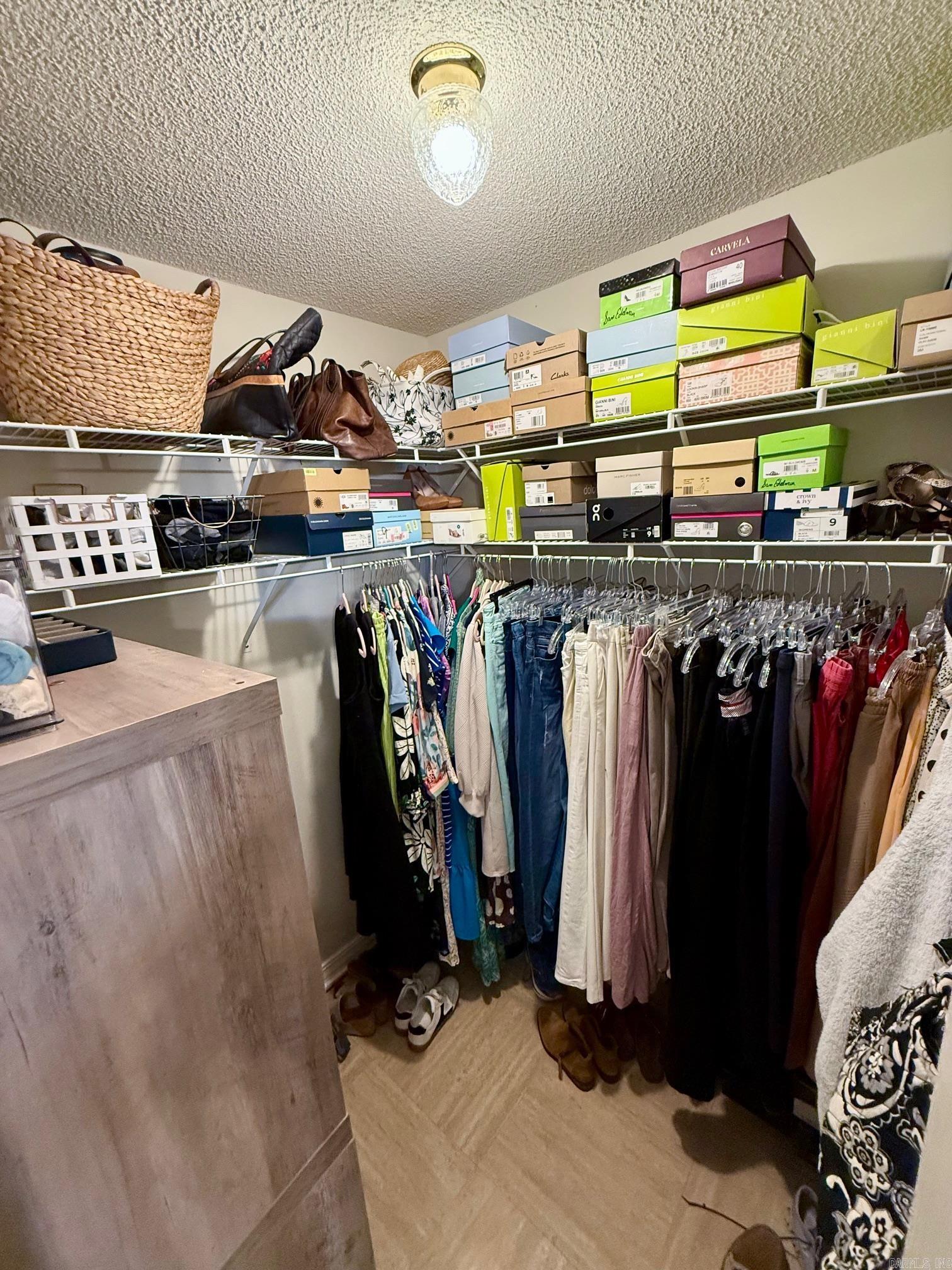 100 Lakewood Ct  Crossett, AR