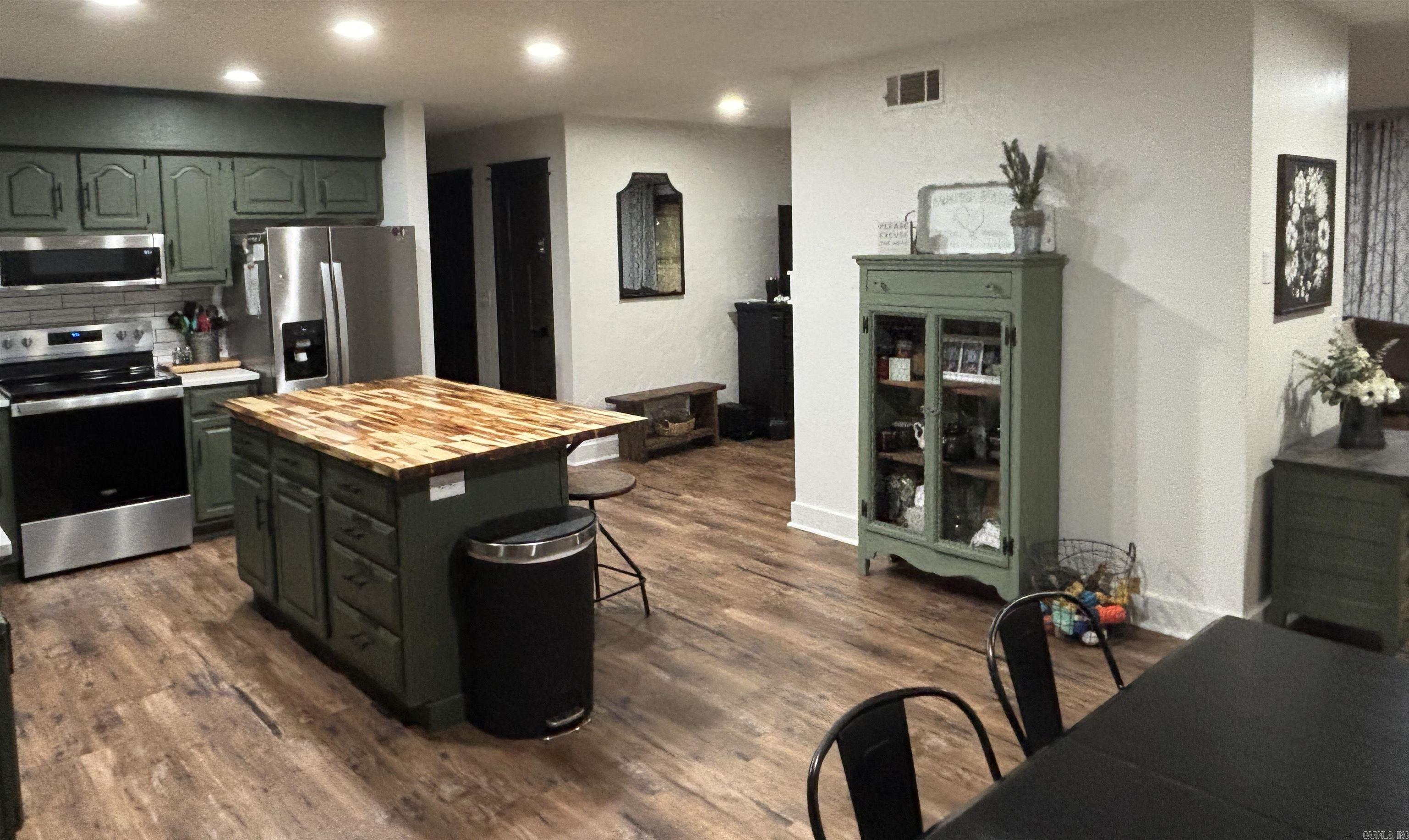 156 Amberwood Lane Mountain Home, AR 72653-0000