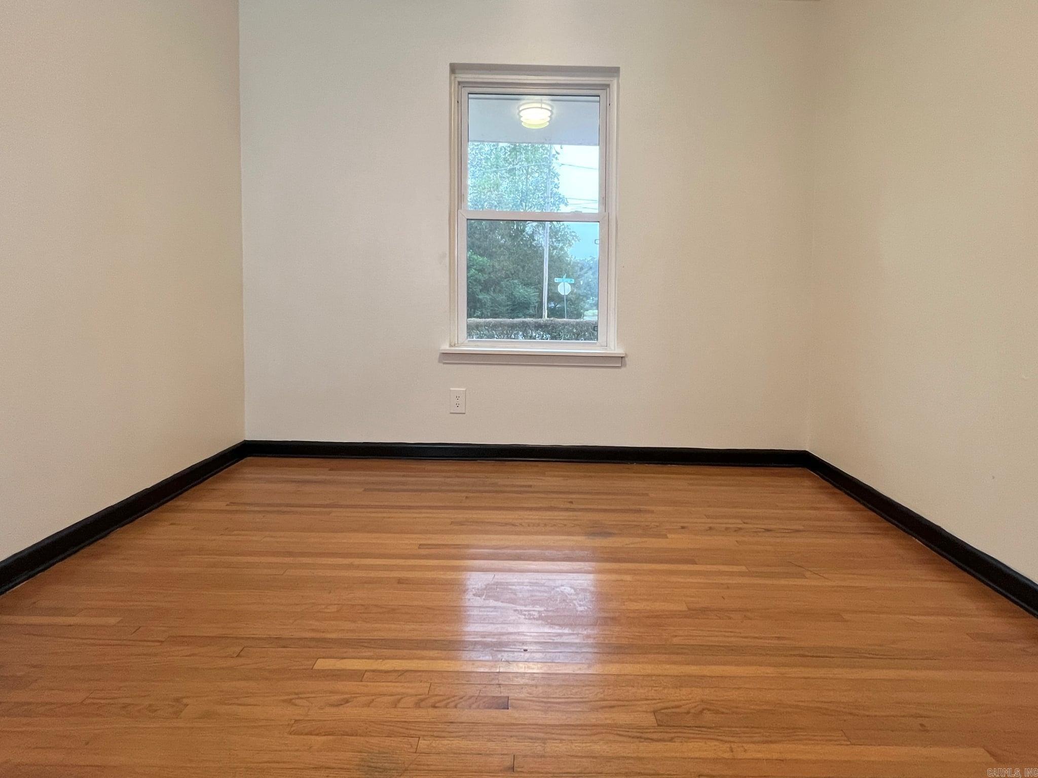 4712 Gum Springs  Little Rock, AR