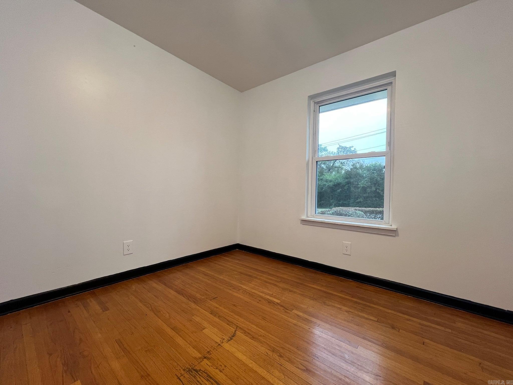 4712 Gum Springs  Little Rock, AR