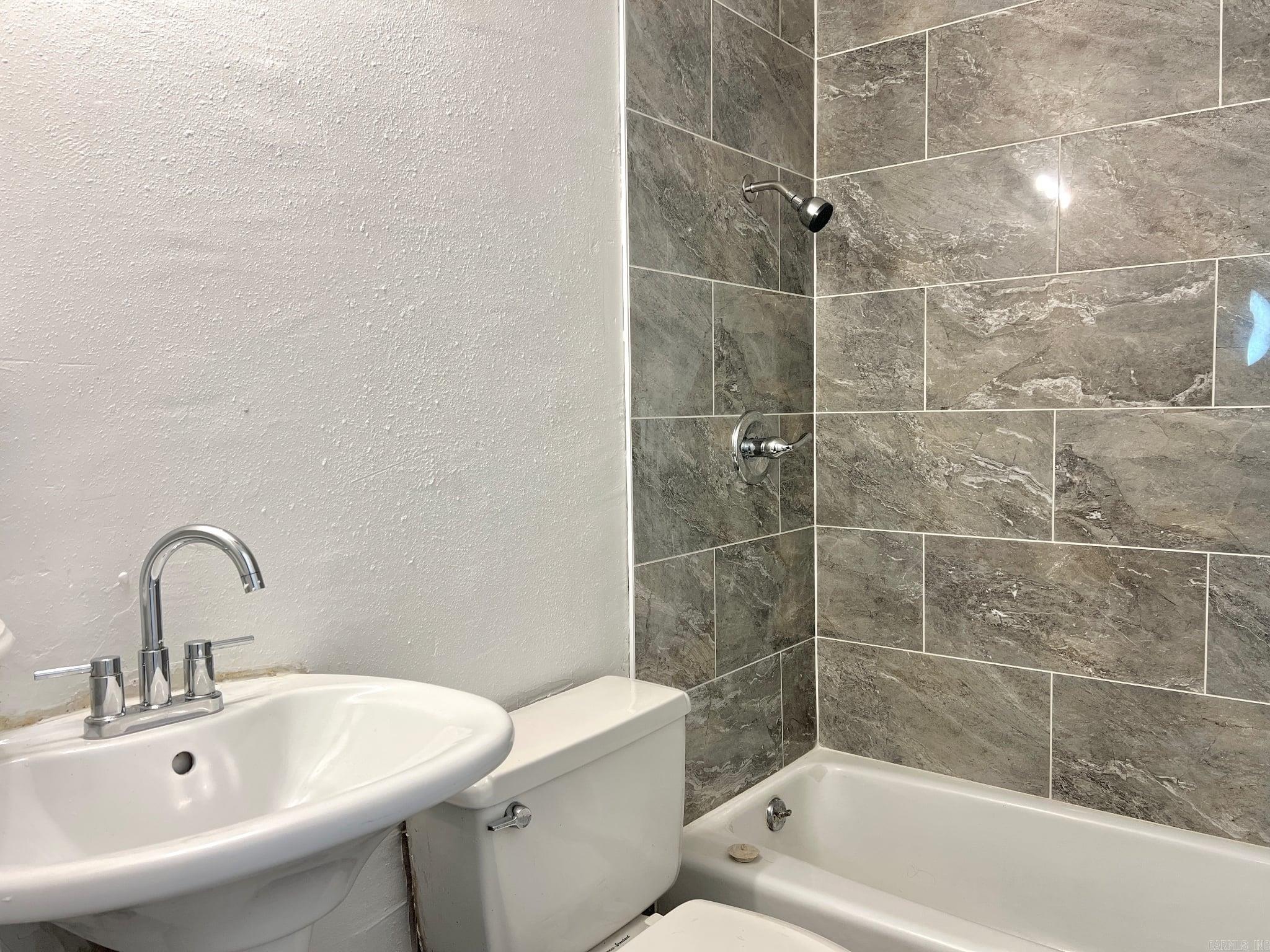 4712 Gum Springs  Little Rock, AR