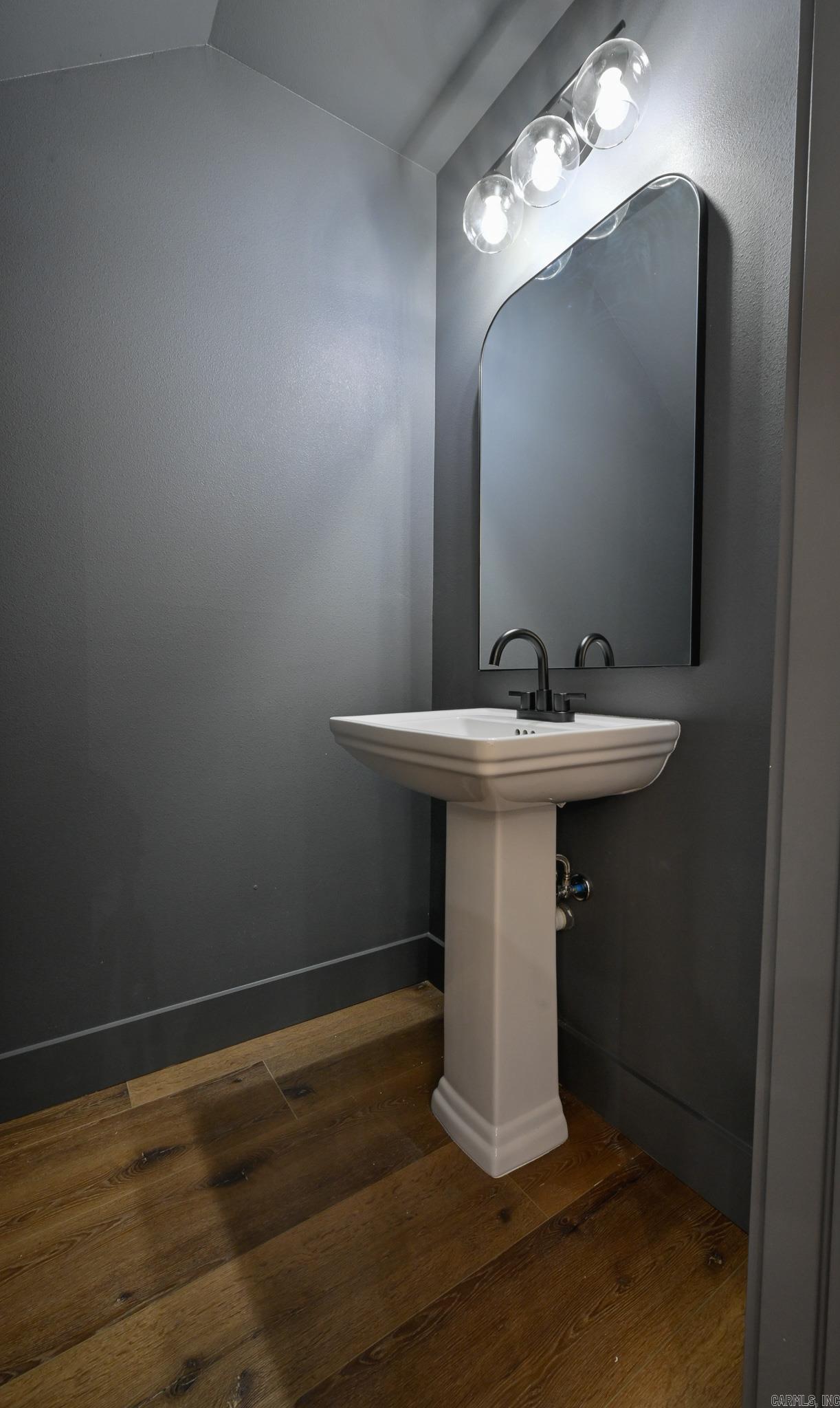 918 Reine Street Mena, AR 71953