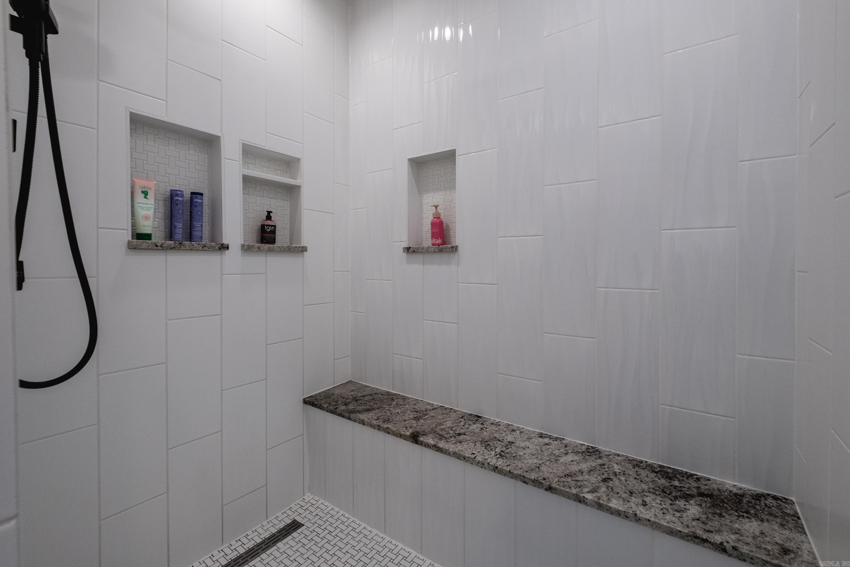 25 Belles Fleurs  Little Rock, AR