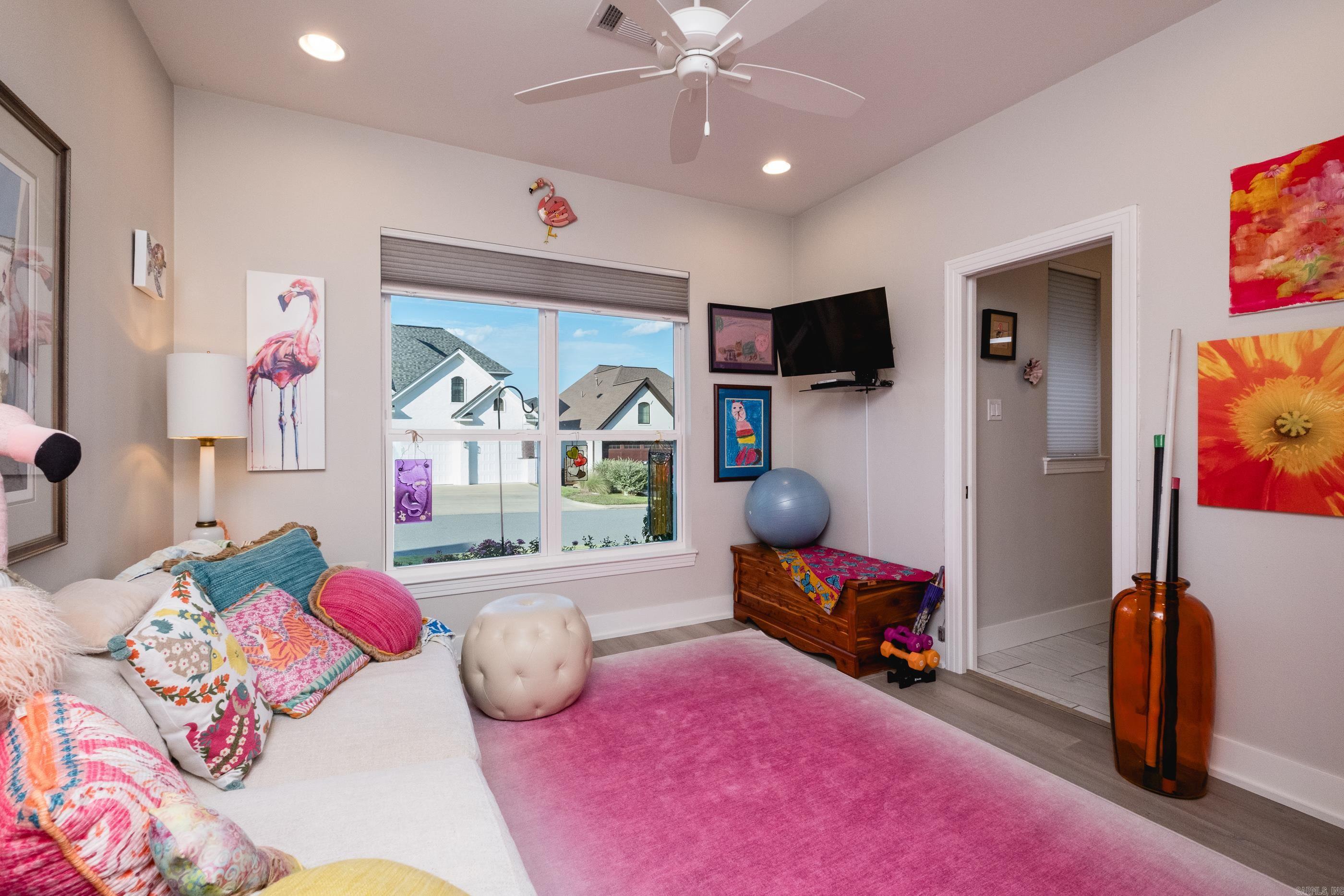 25 Belles Fleurs  Little Rock, AR