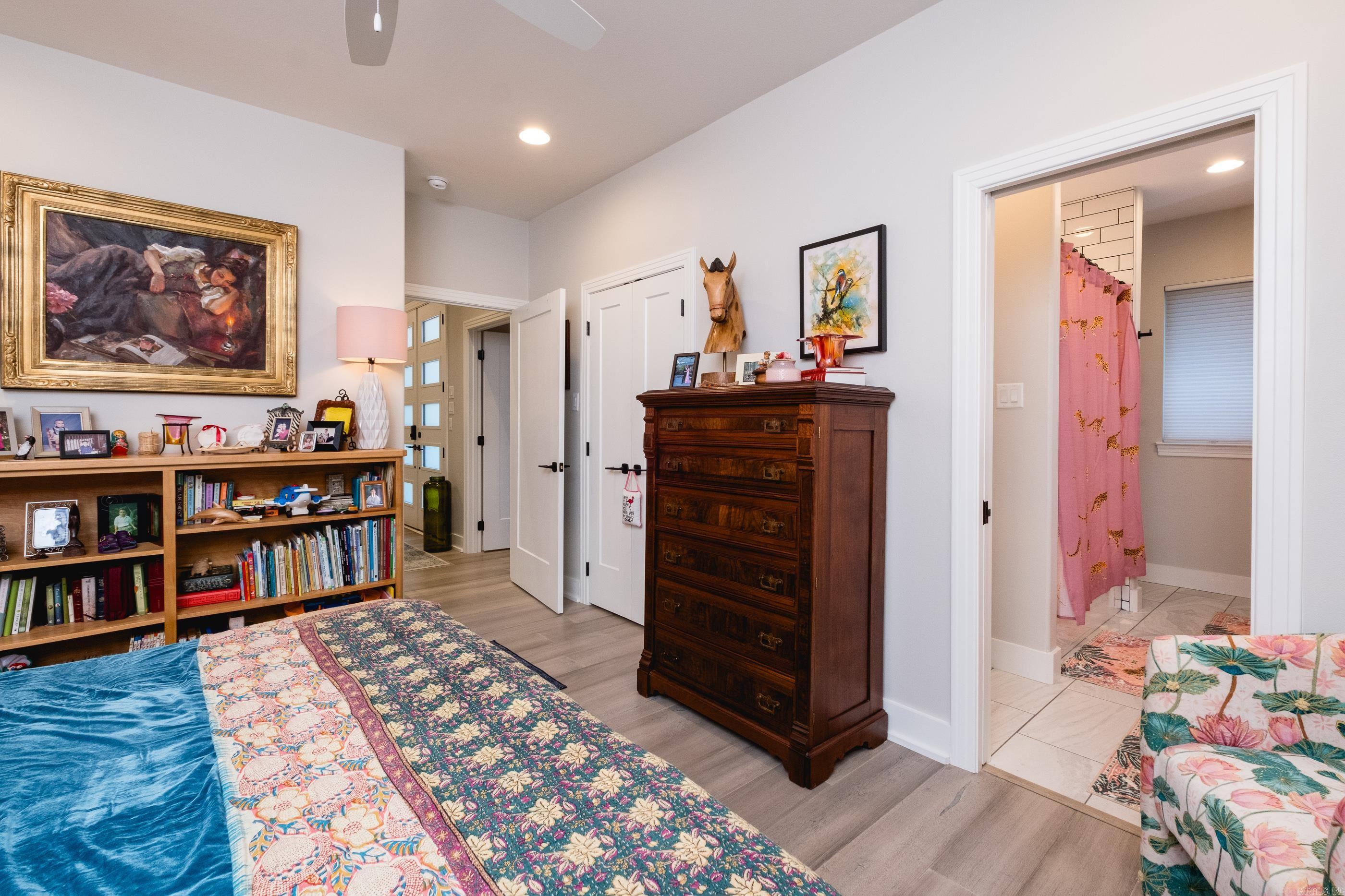 25 Belles Fleurs  Little Rock, AR