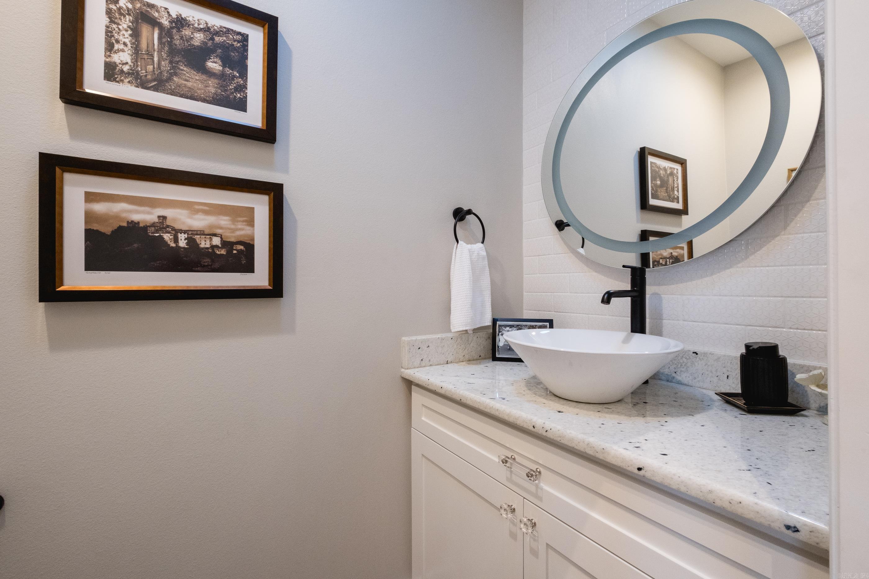 25 Belles Fleurs  Little Rock, AR