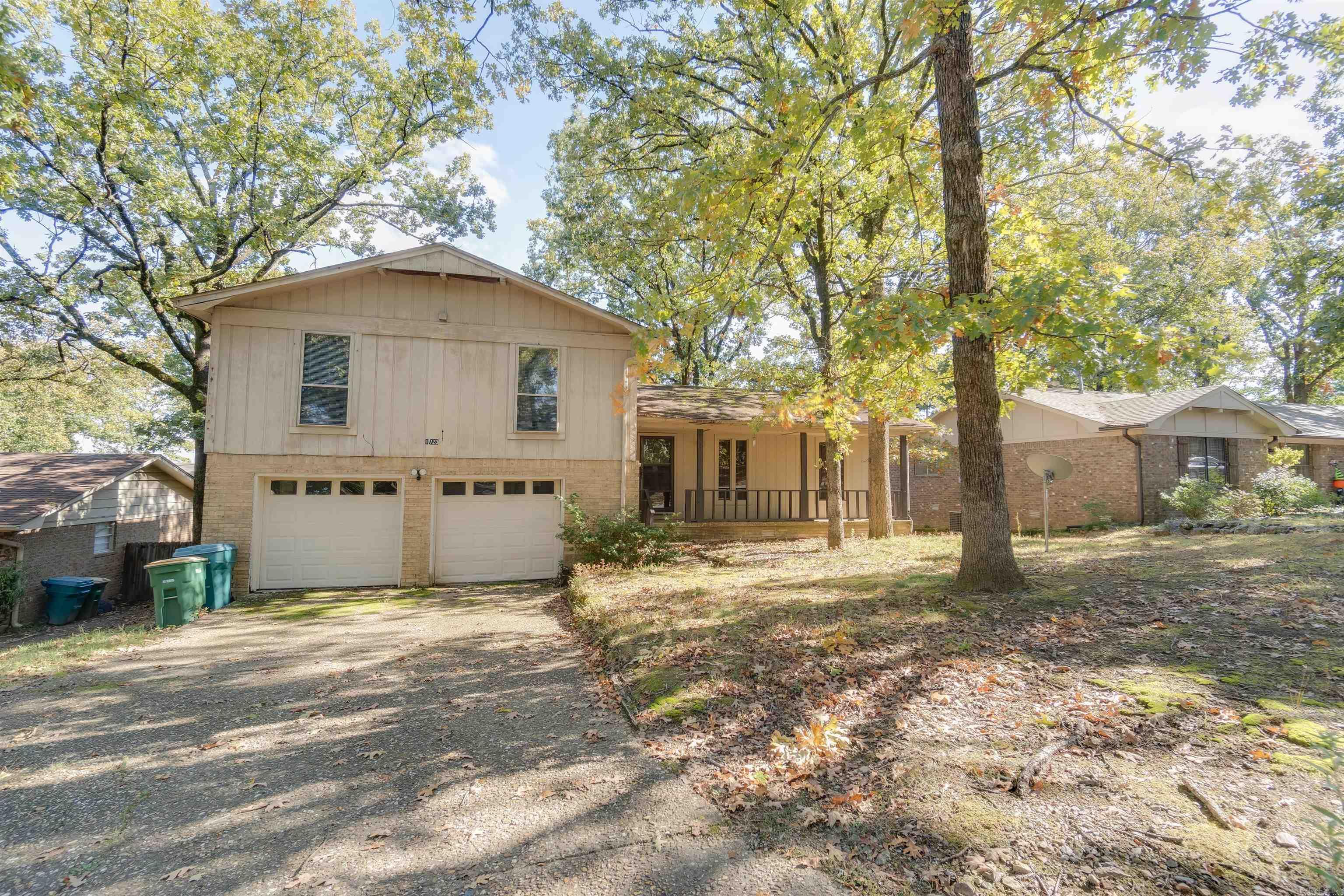 1123  Old Charter Court  Little Rock, AR
