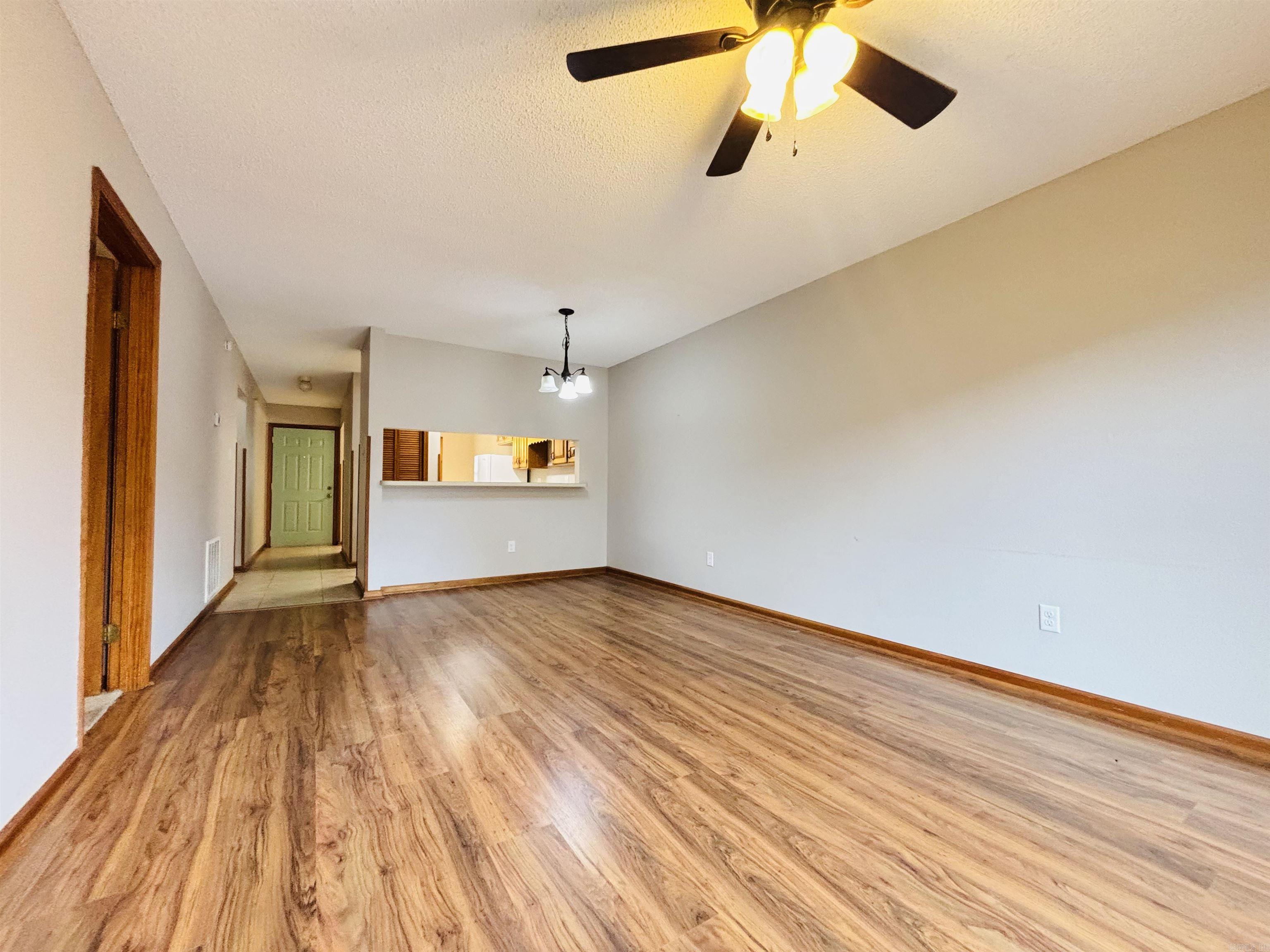 301 Hammond F-2  Hot Springs, AR