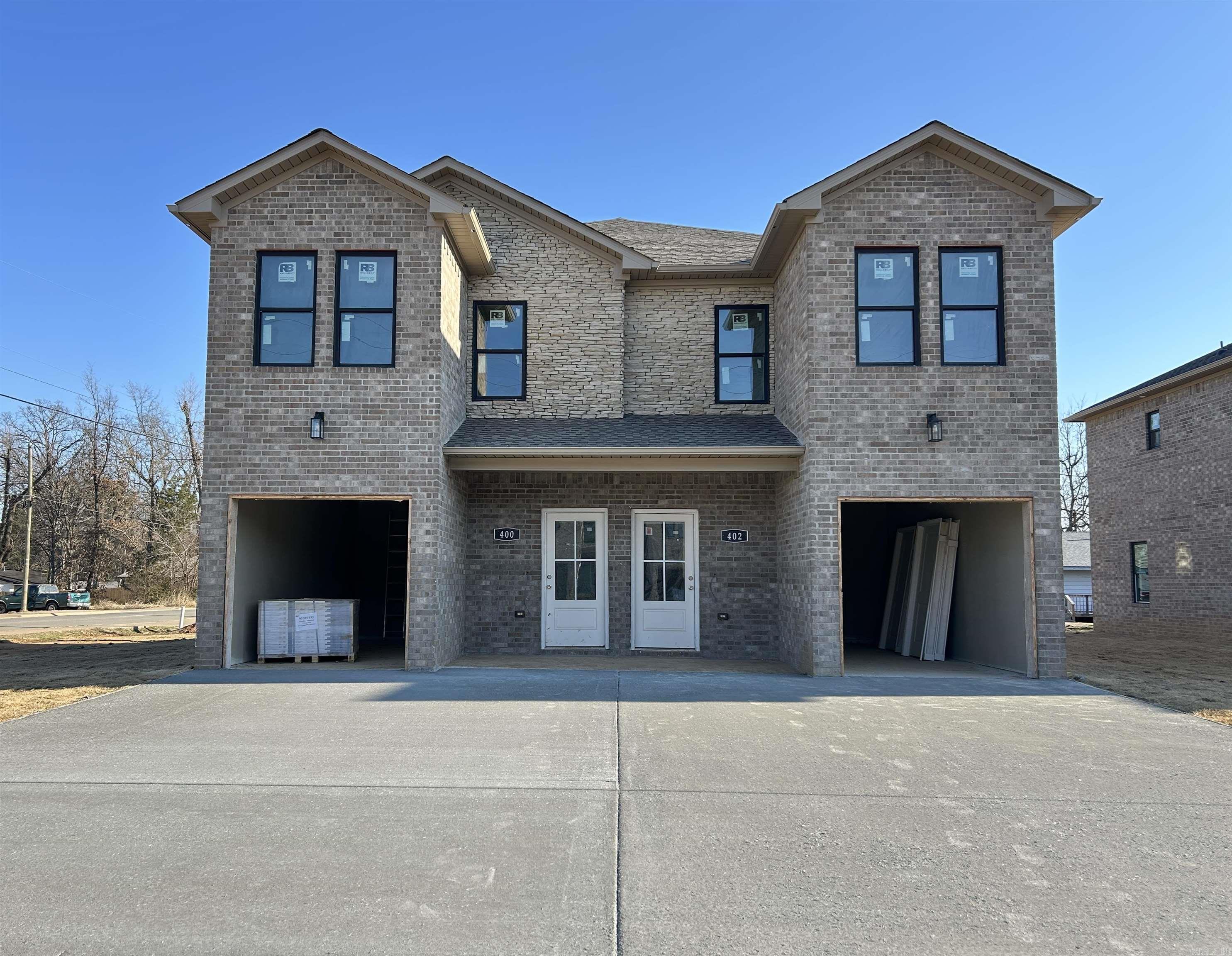 400 & 402 E Center  Jacksonville, AR