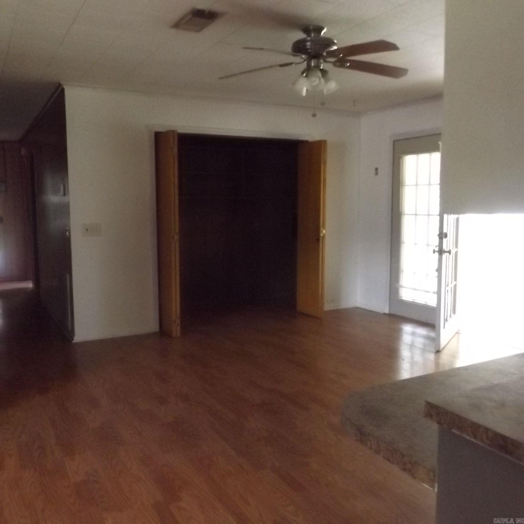 10594 Haynesville  Three Creeks, AR