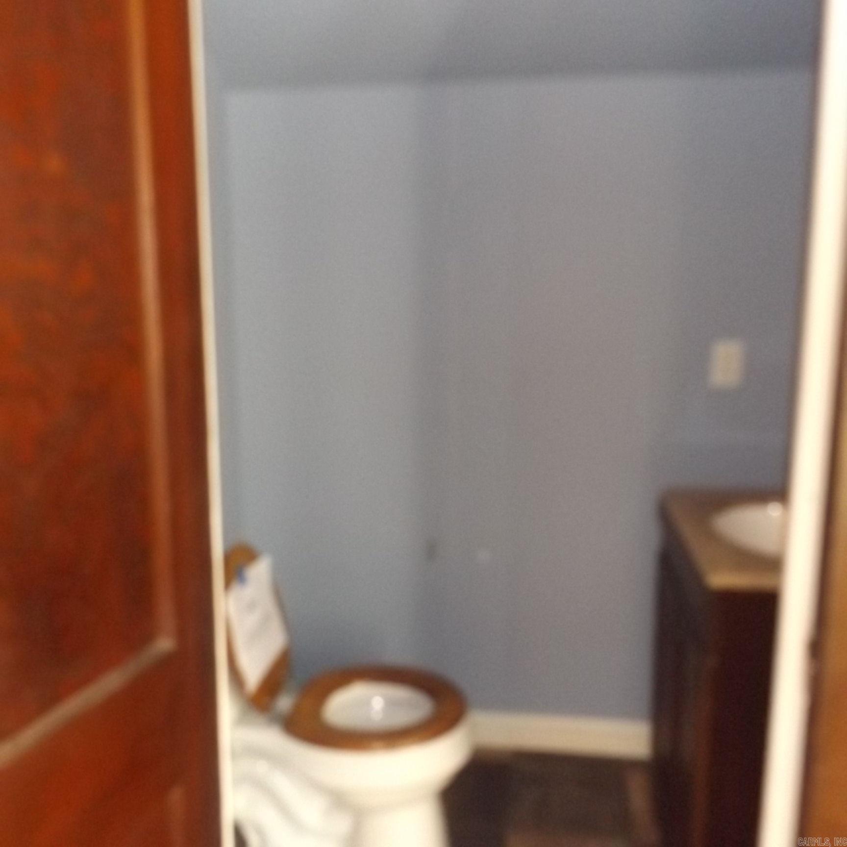 611 S MAIN Warren, AR 71671