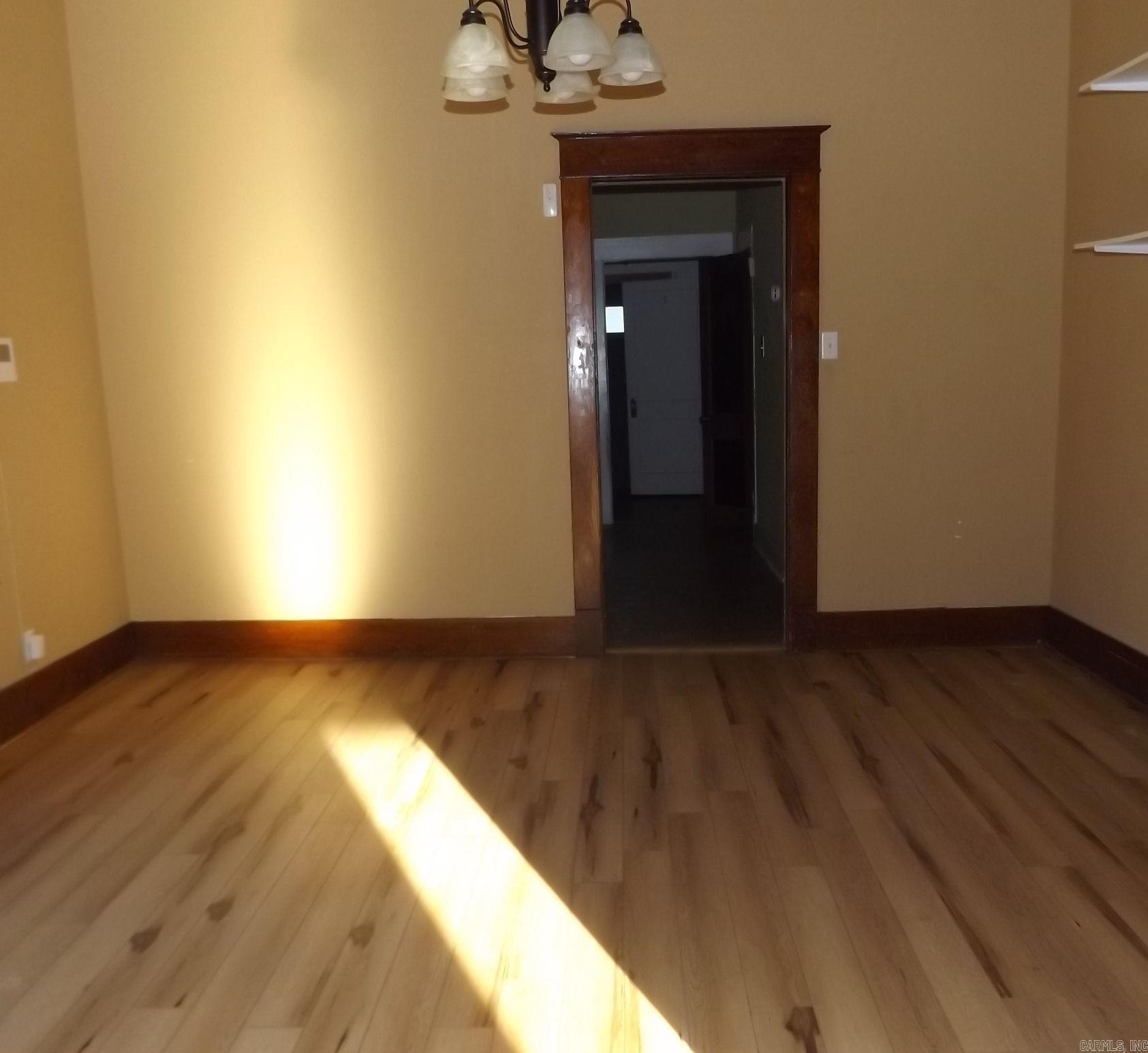 611 S MAIN Warren, AR 71671