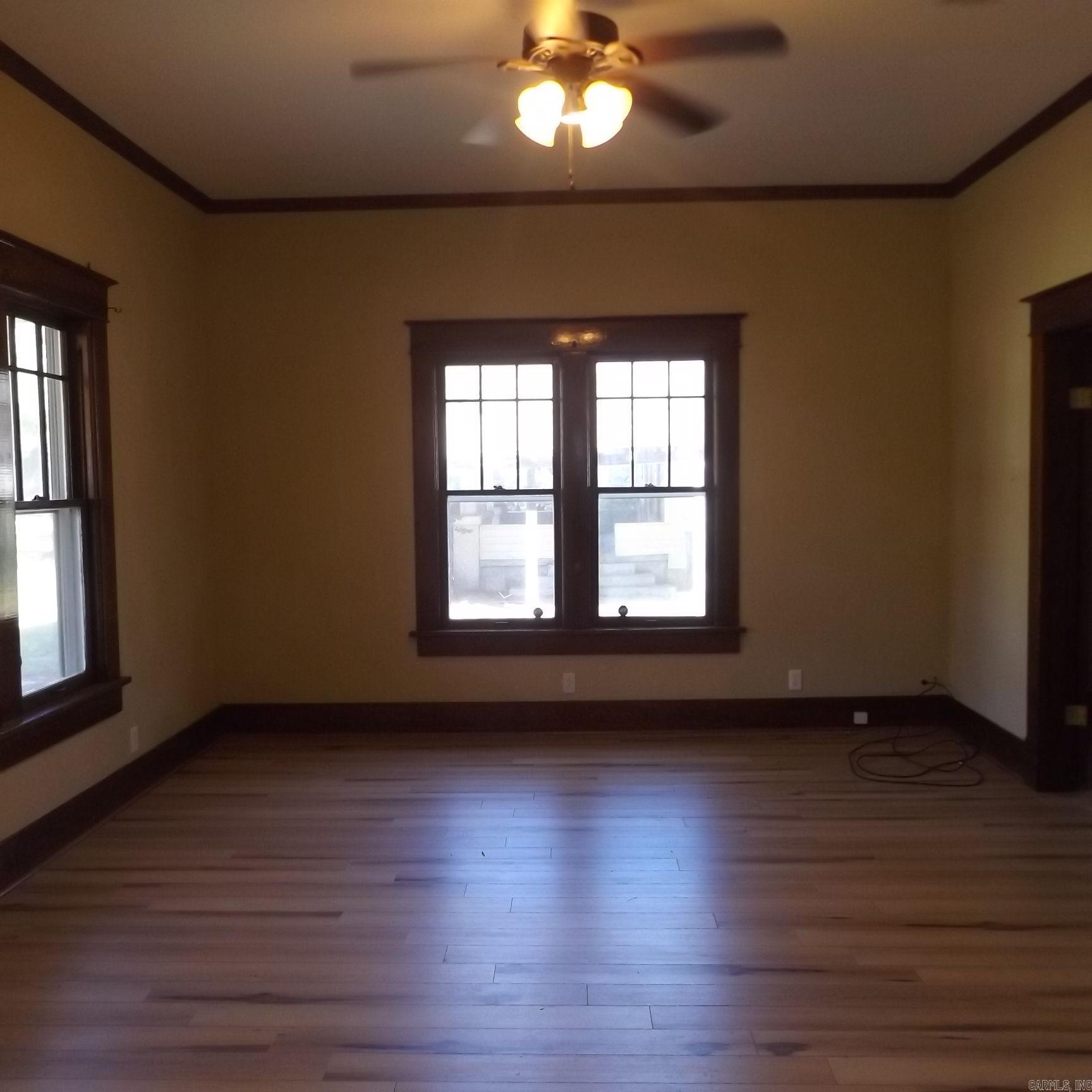 611 S MAIN Warren, AR 71671