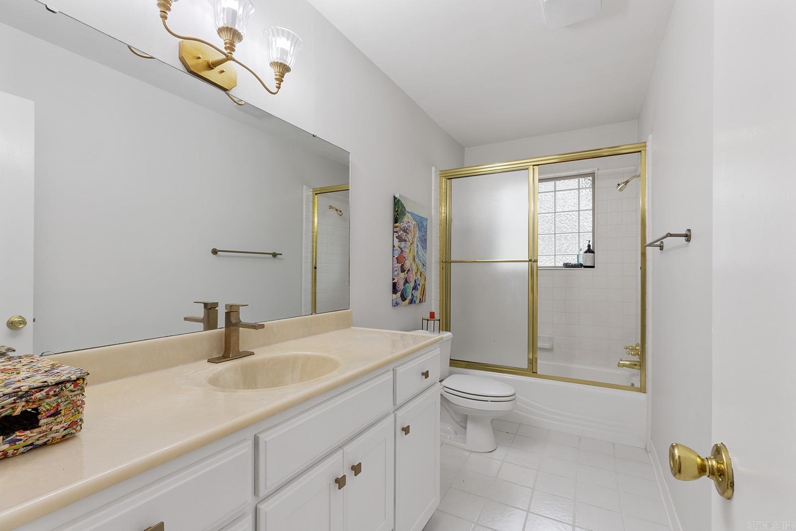 20 Lenox Road Sherwood, AR 72120