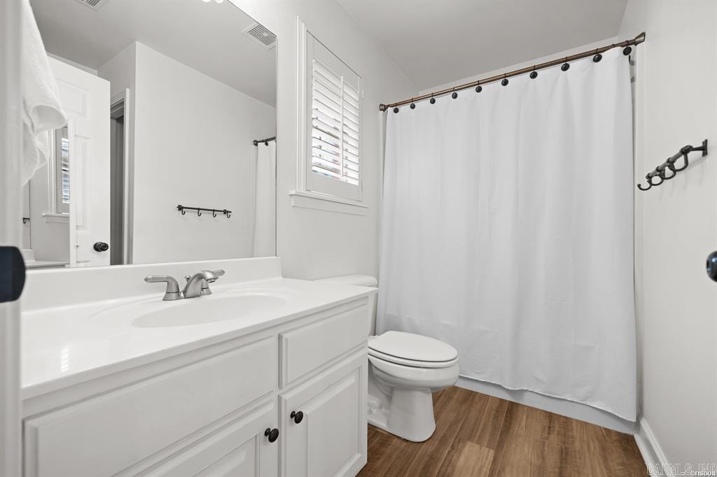 231 Starboard Circle Hot Springs, AR 71901