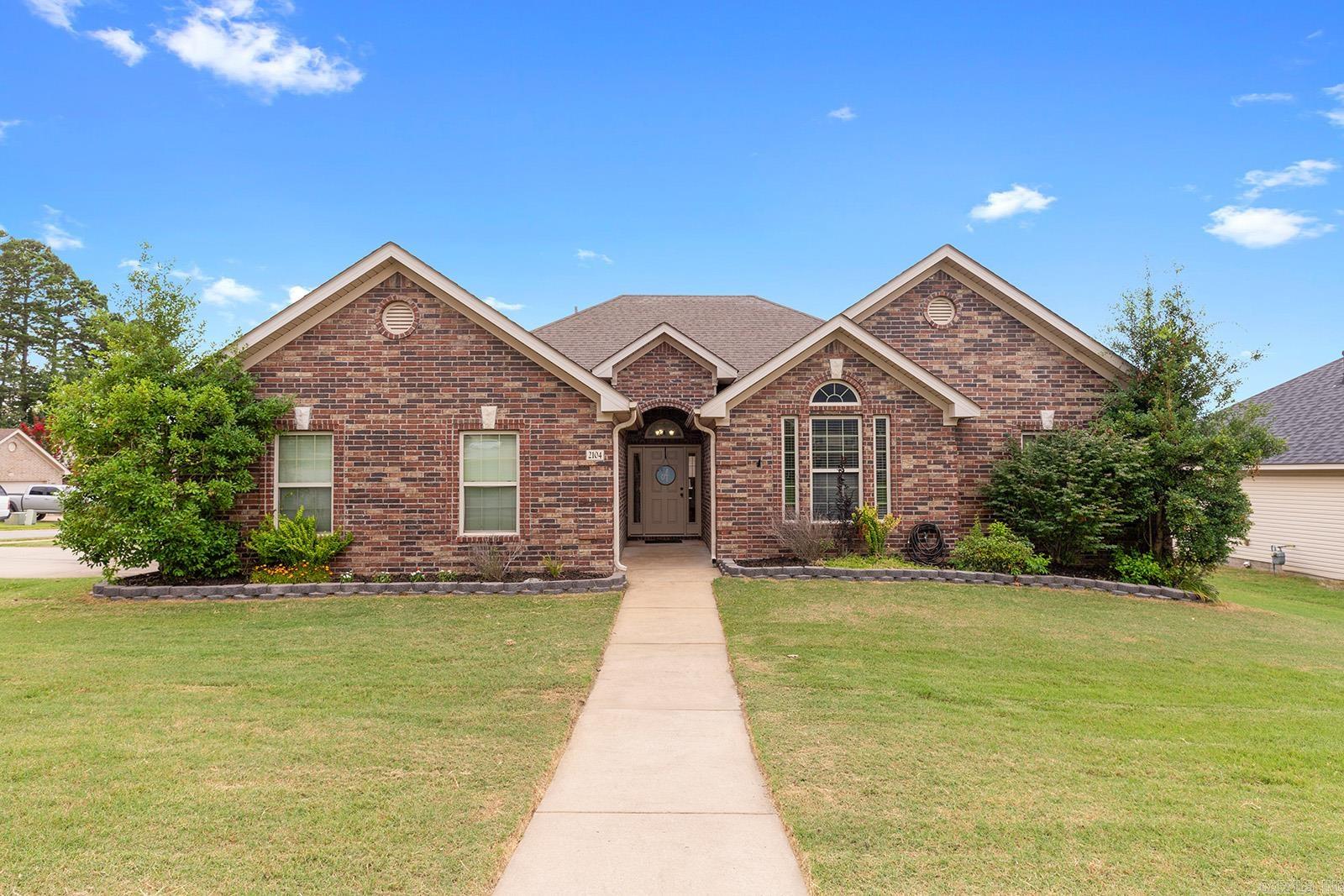 2104 Magna Carta Lane