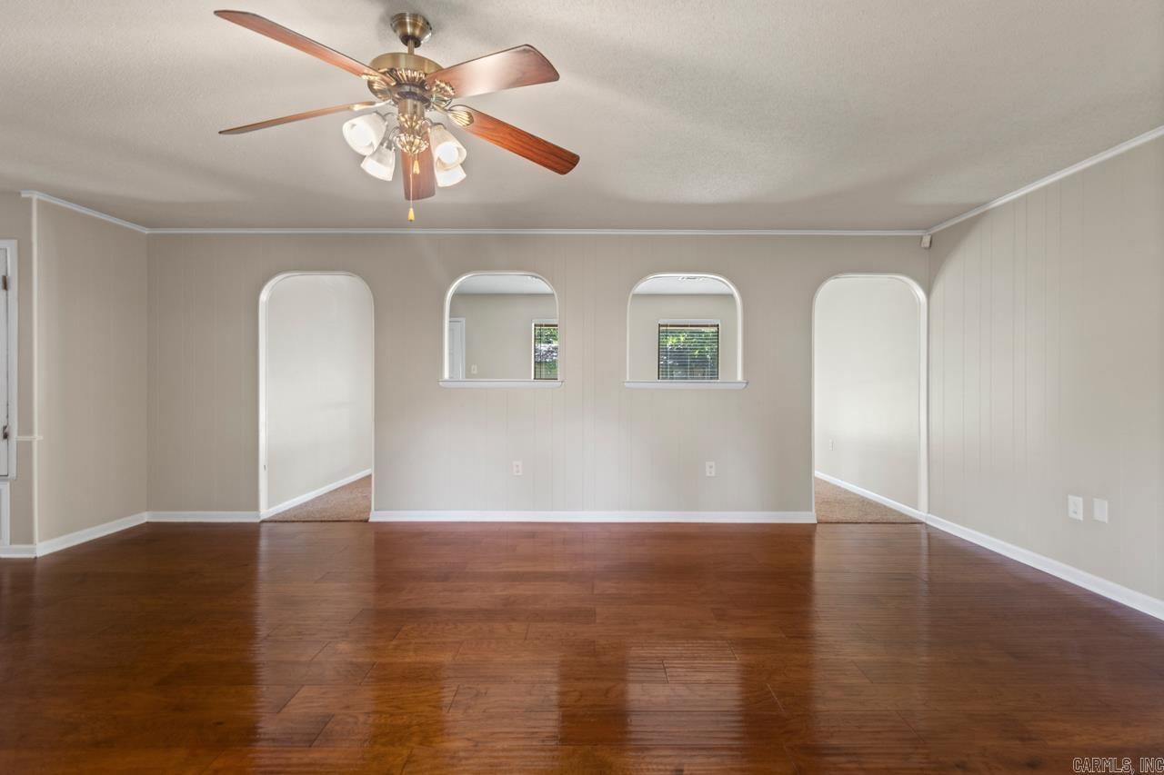 2107 West Street Conway, AR 72032