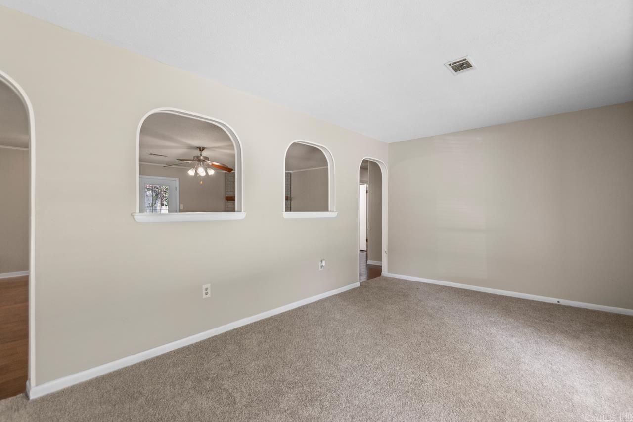 2107 West Street Conway, AR 72032