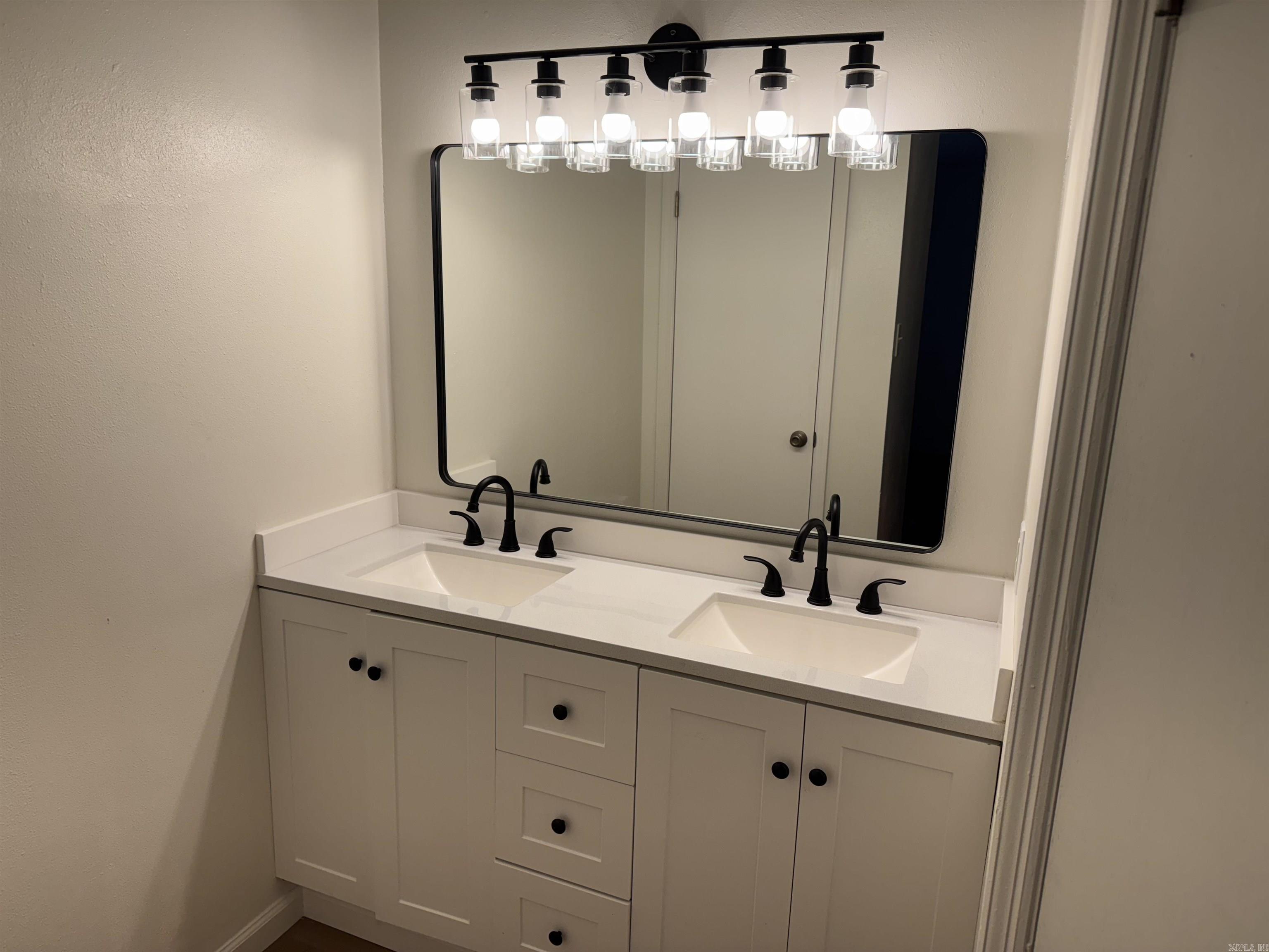 7507 S PINEWOOD Pine Bluff, AR 71603