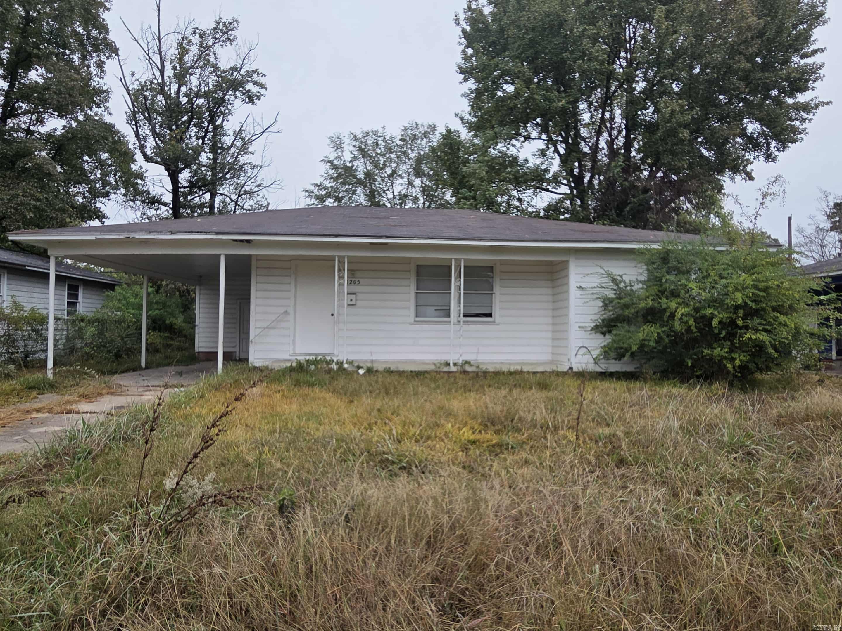 3205 Tulip  Pine Bluff, AR