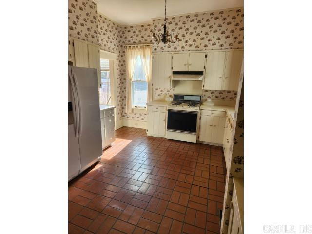 505 W Washington  Camden, AR