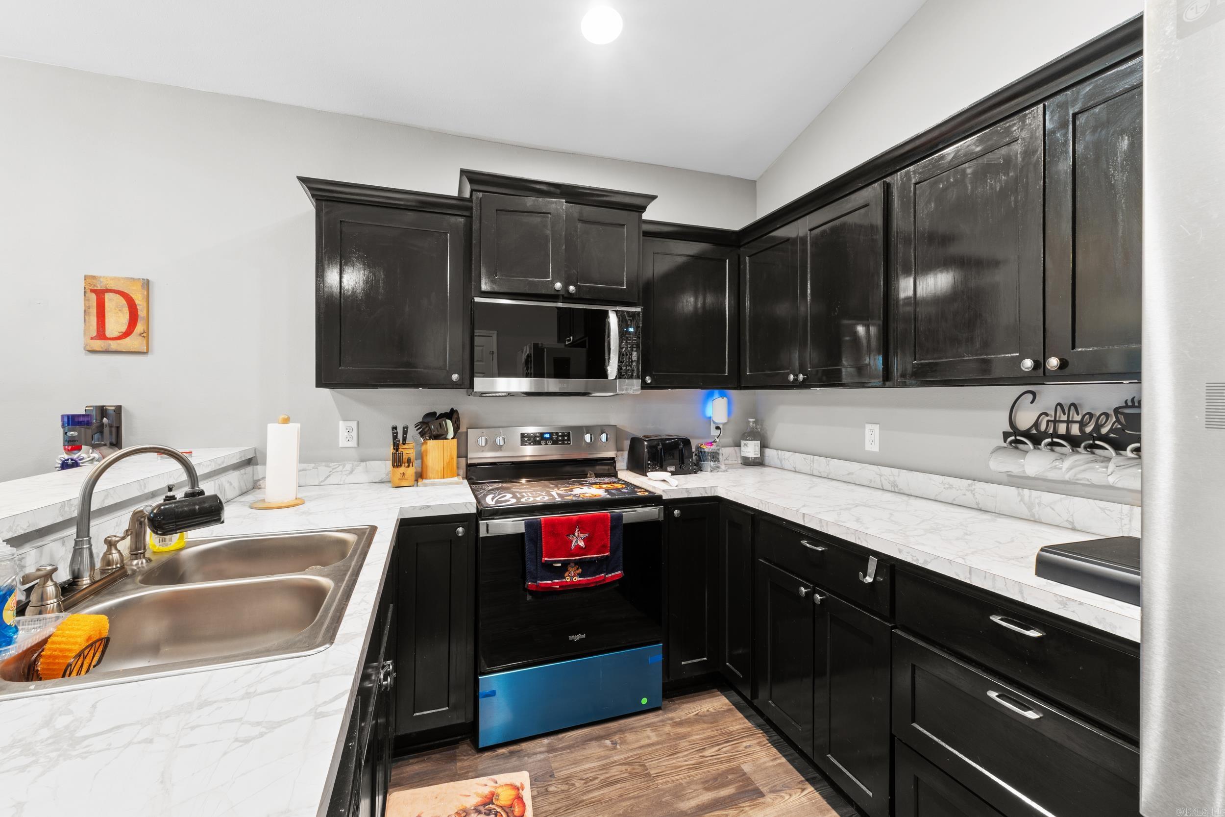 211 N College  Sheridan, AR