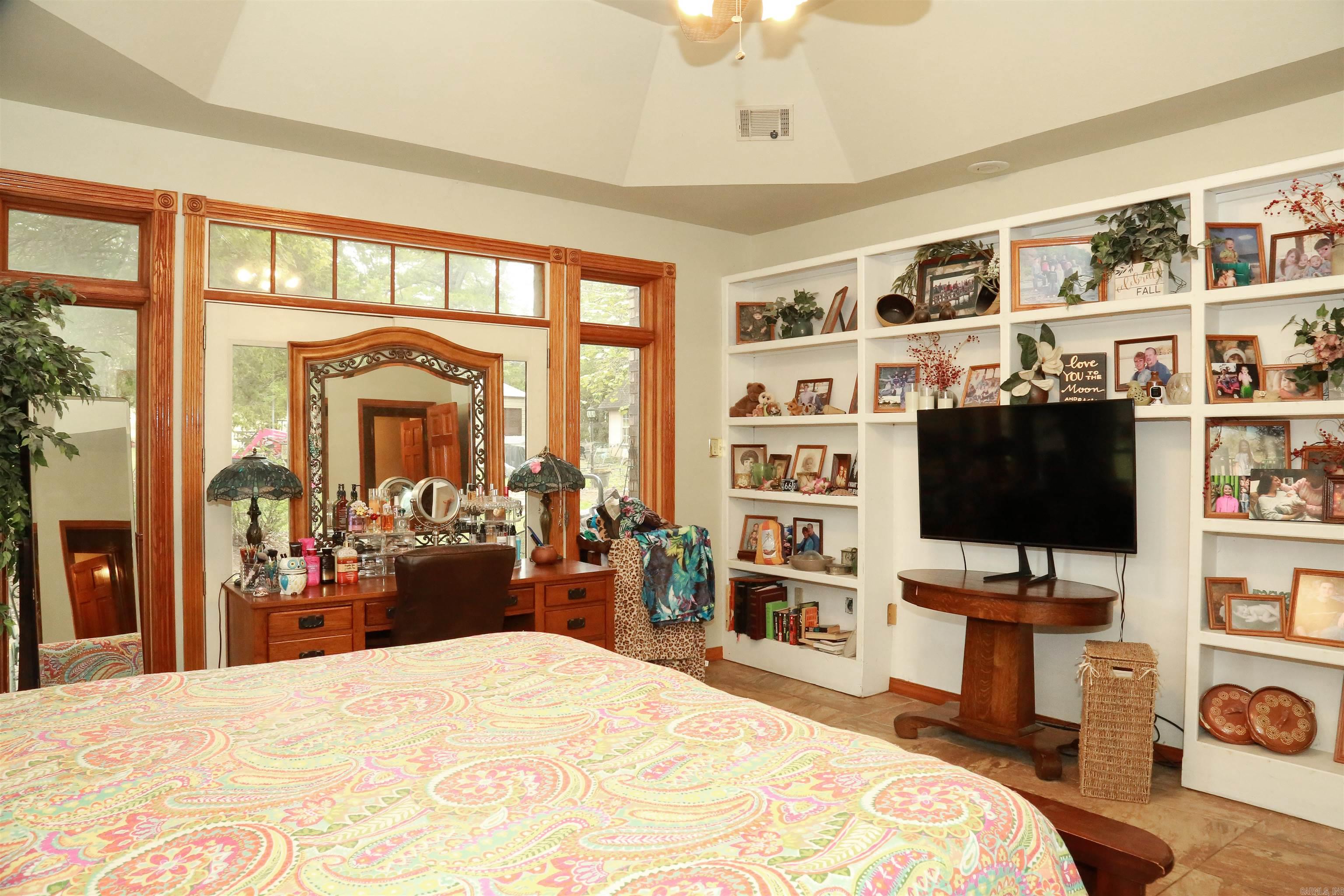 10812 Bay Ridge Drive Dardanelle, AR 72834