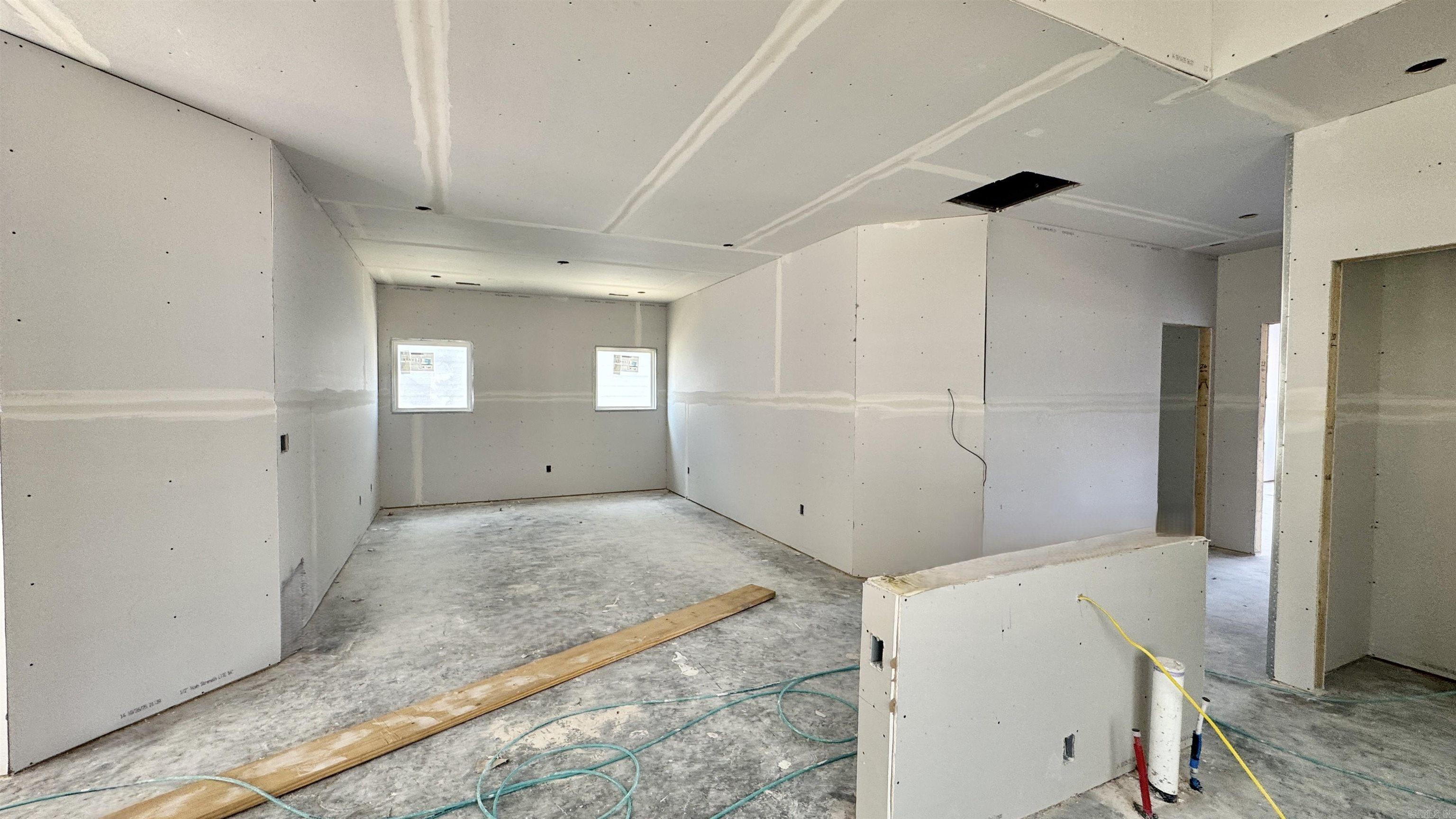 10425 Paul Eells Drive North Little Rock, AR 72113