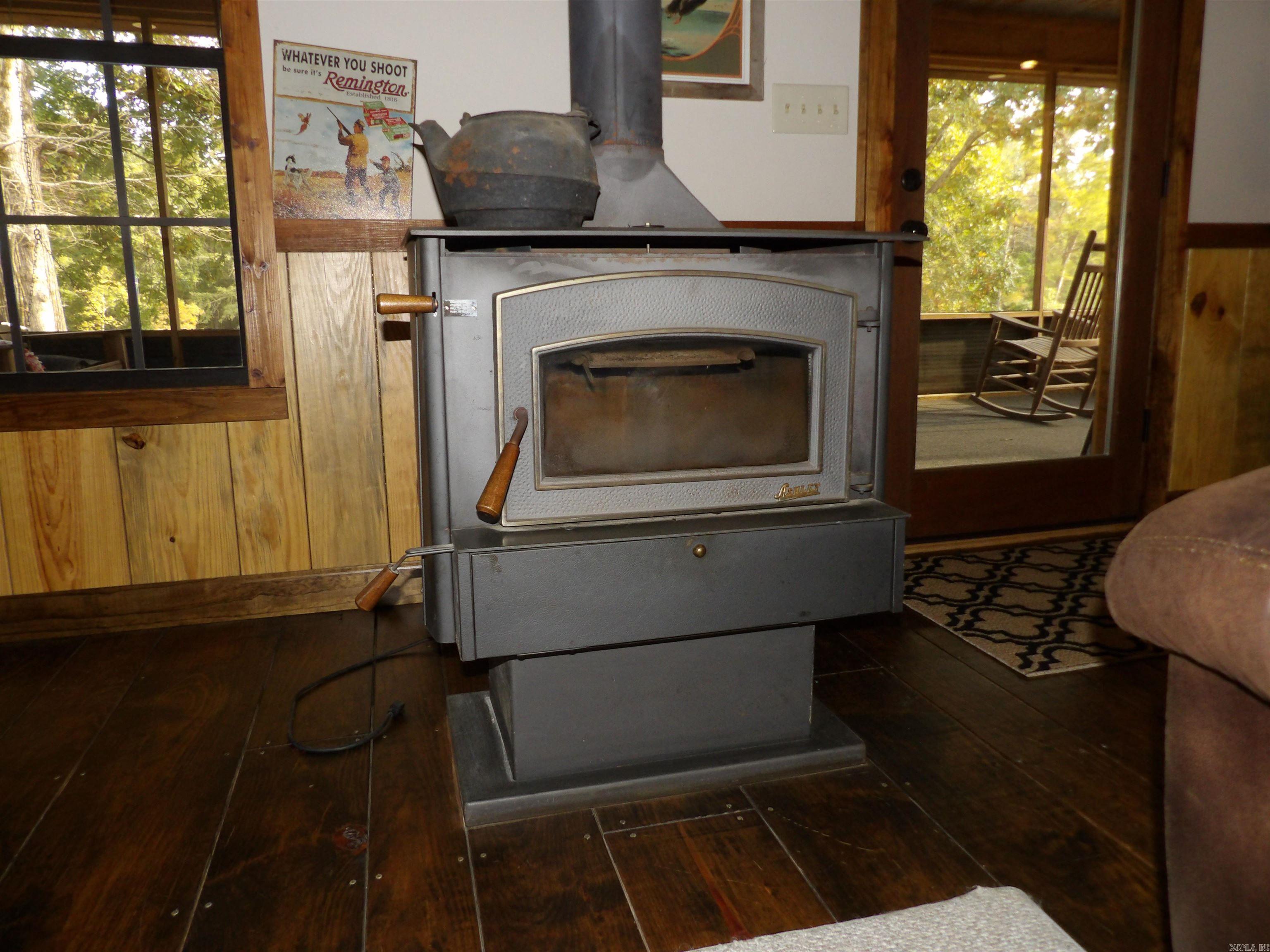 128 Bradley 955 Road Hermitage, AR 71647-0000