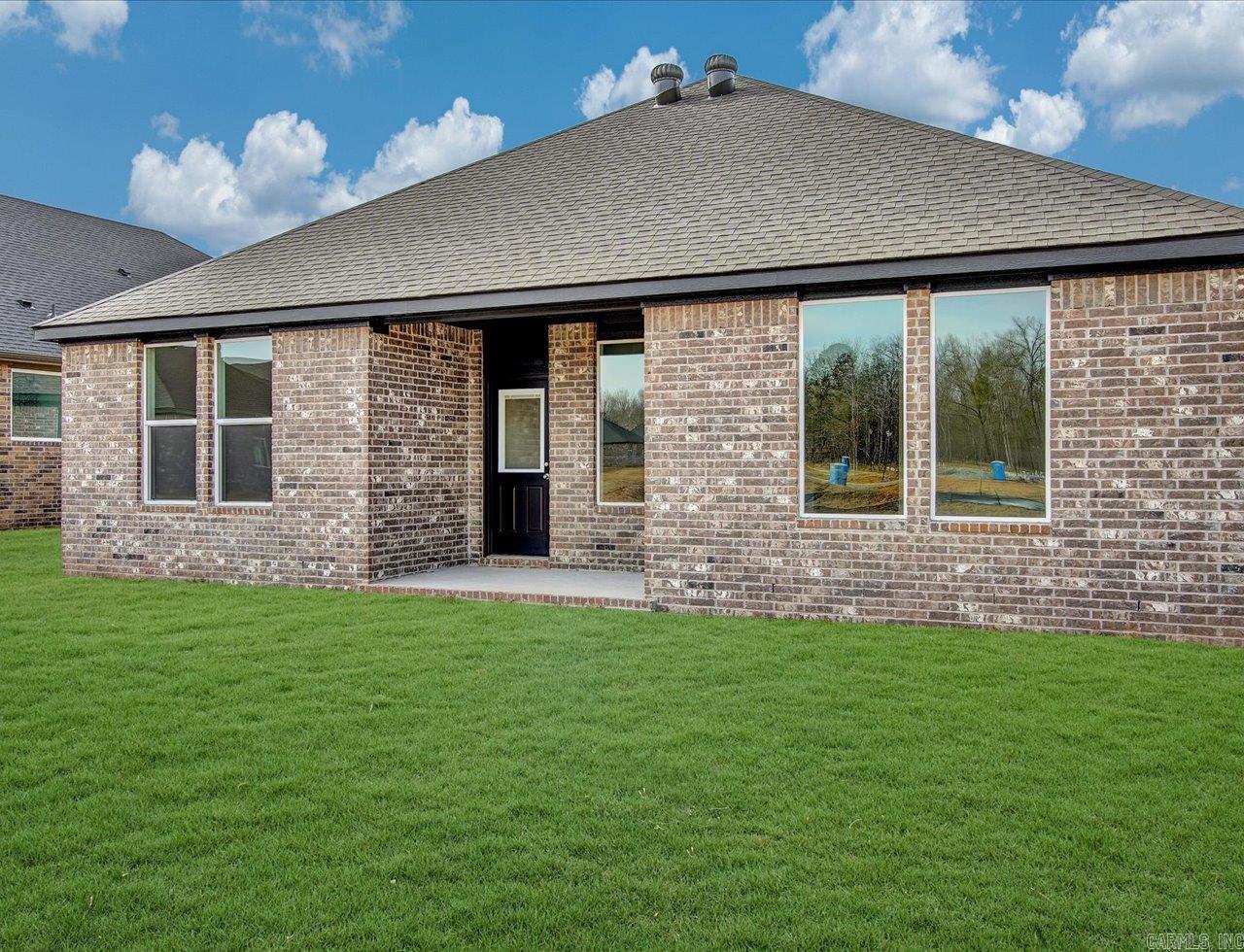 318 Lainey Drive Maumelle, AR 72113