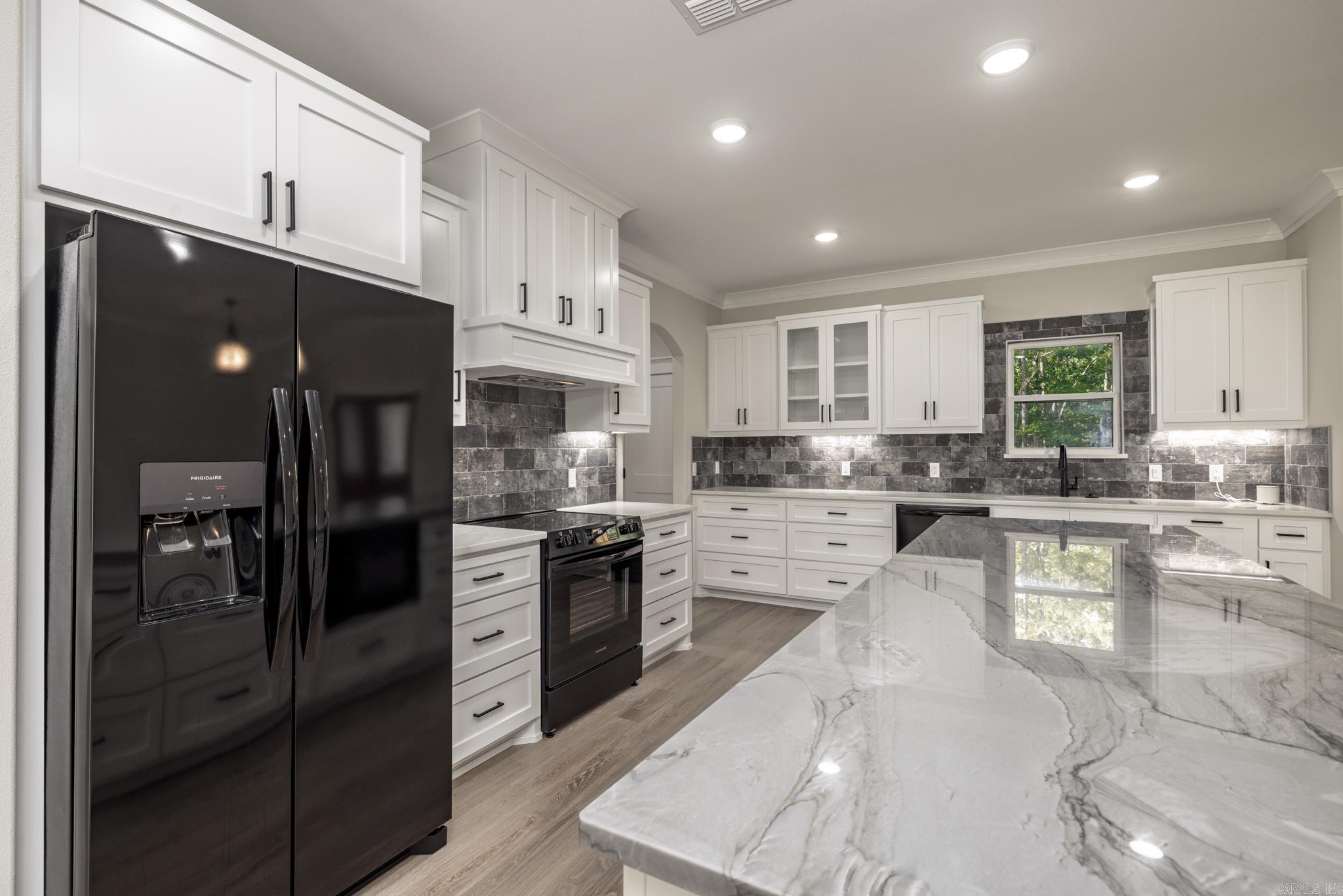 7 San Pablo Ln Hot Springs Village, AR 71909