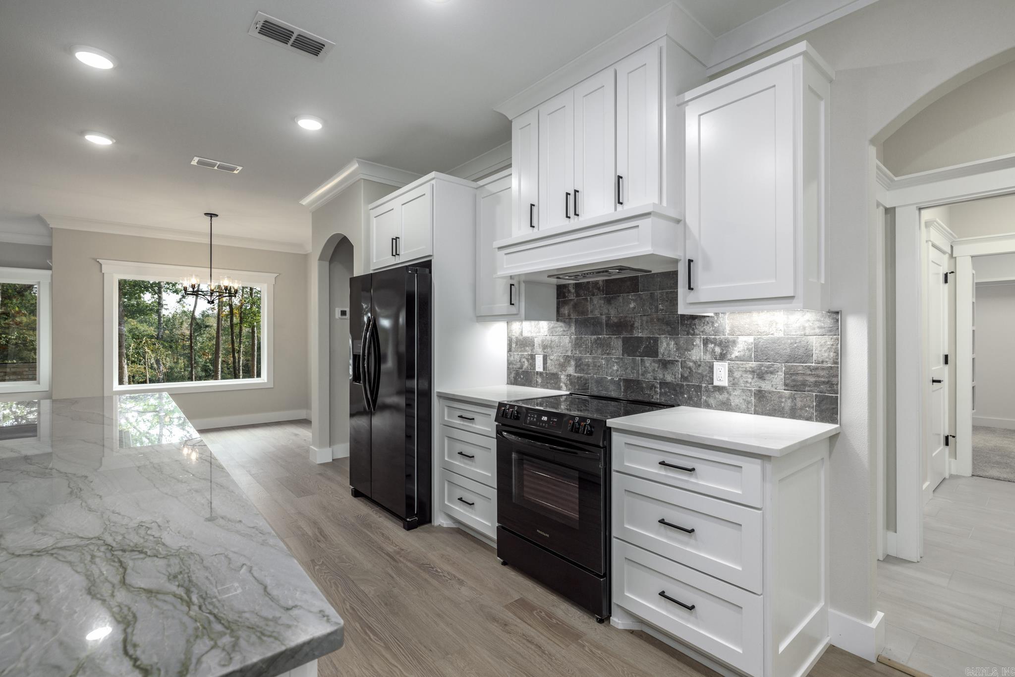 7 San Pablo Ln Hot Springs Village, AR 71909