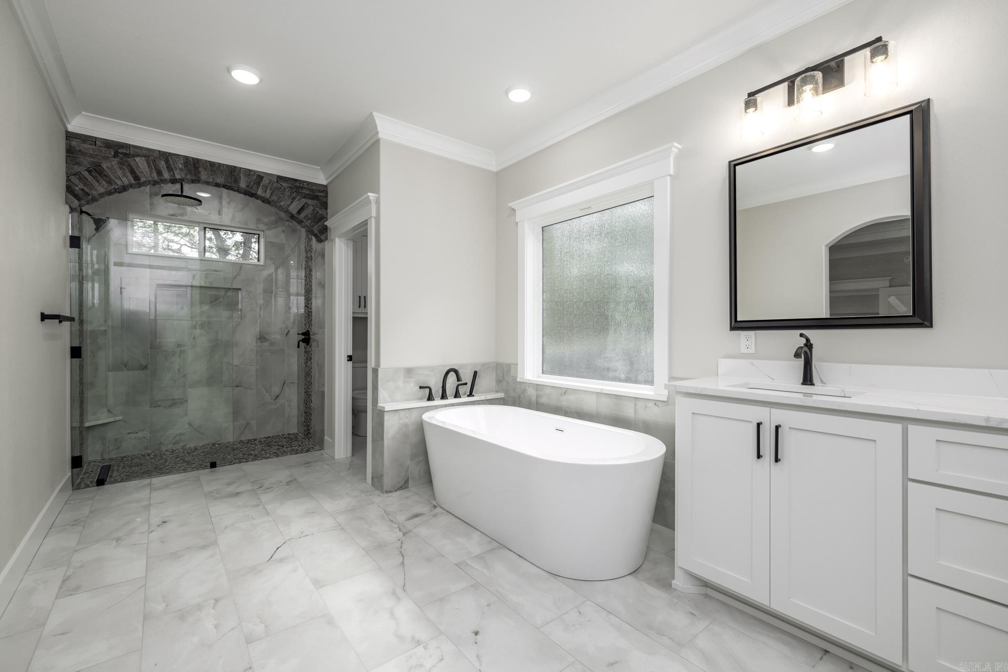 7 San Pablo Ln Hot Springs Village, AR 71909