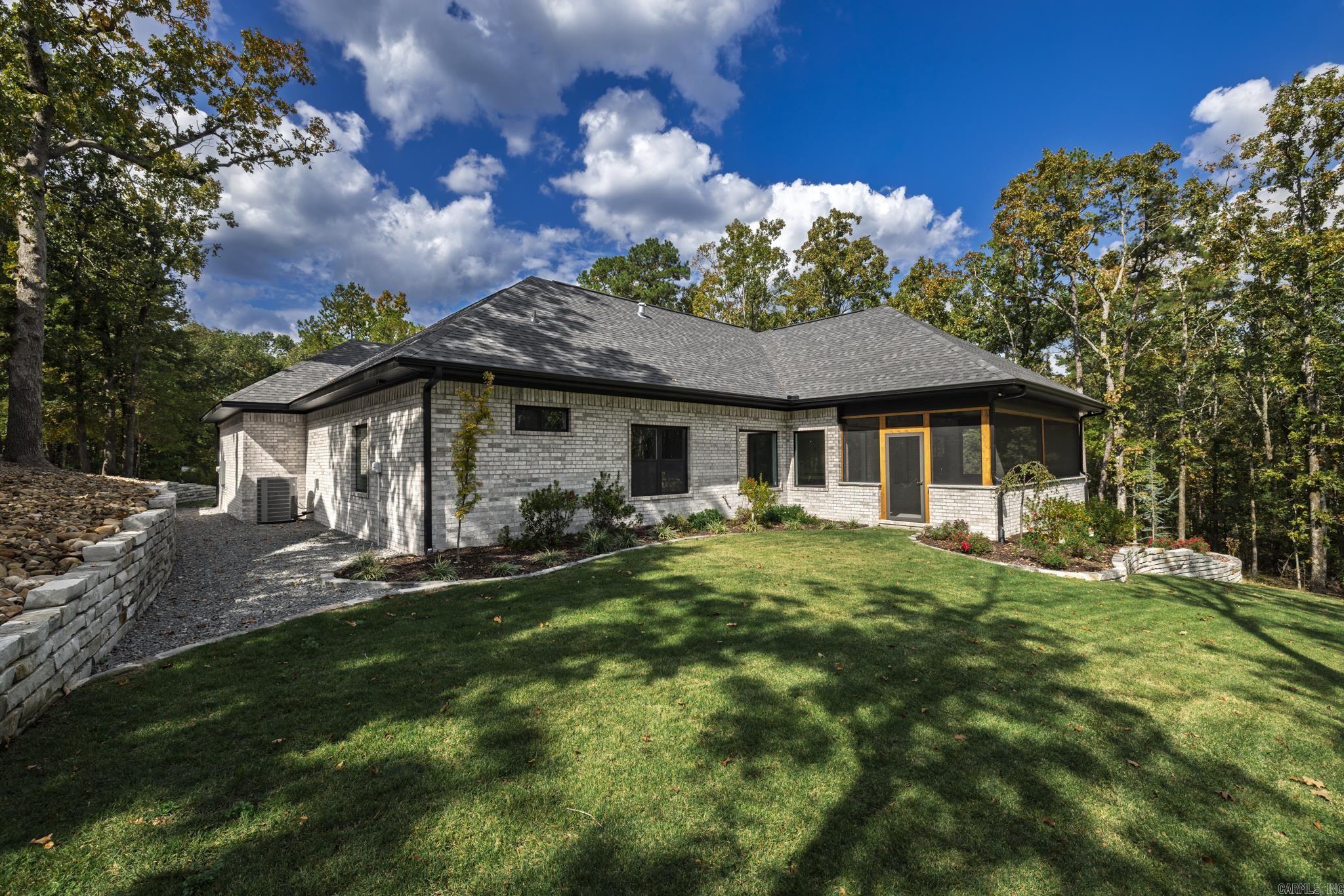 7 San Pablo Ln Hot Springs Village, AR 71909