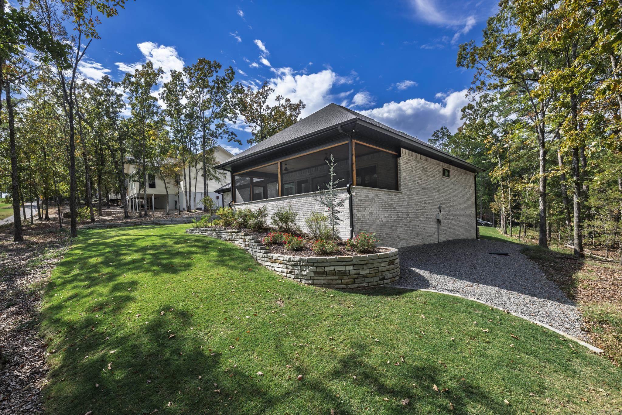 7 San Pablo Ln Hot Springs Village, AR 71909