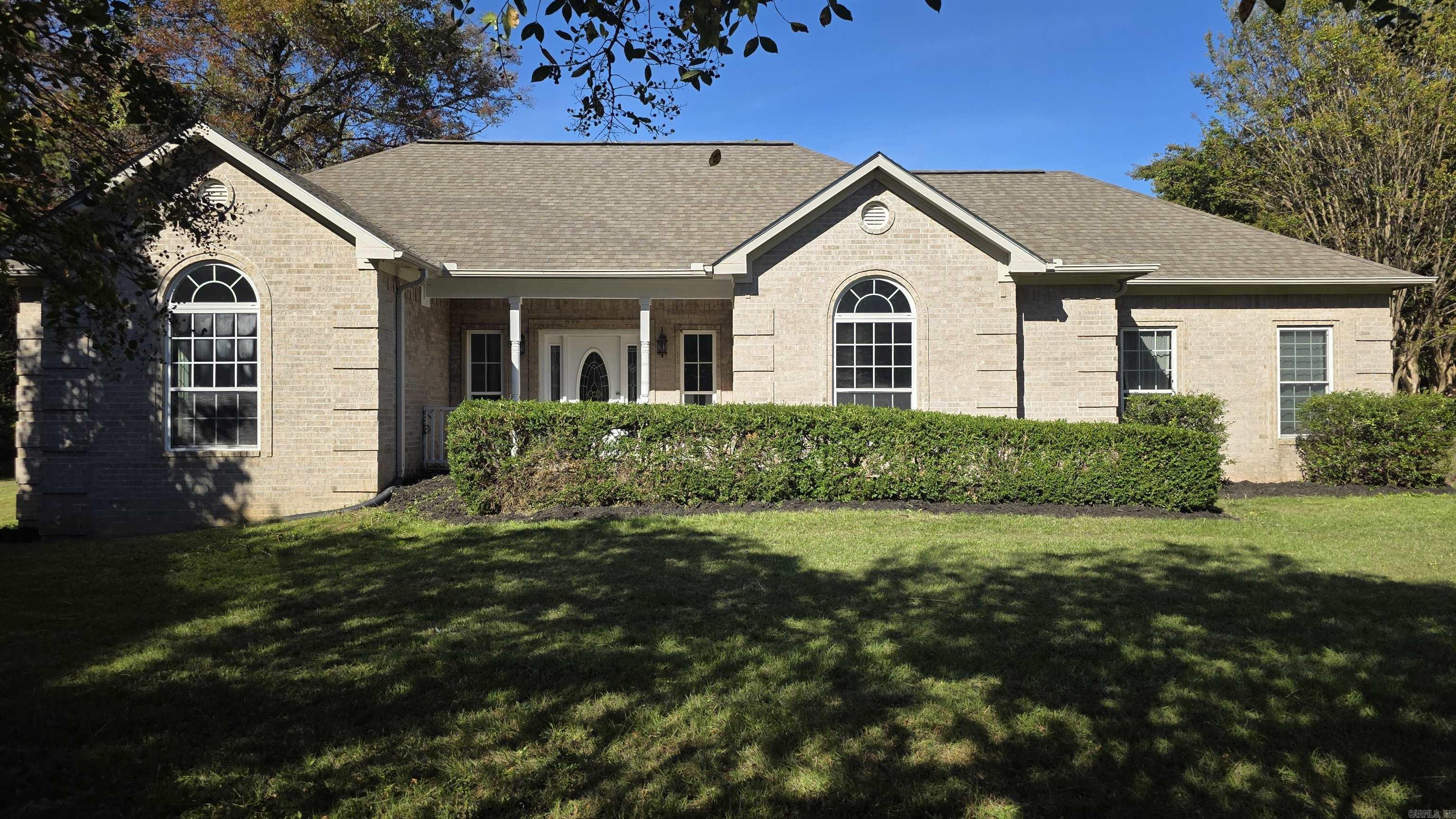 1284 Winrock Dr Morrilton, AR 72110