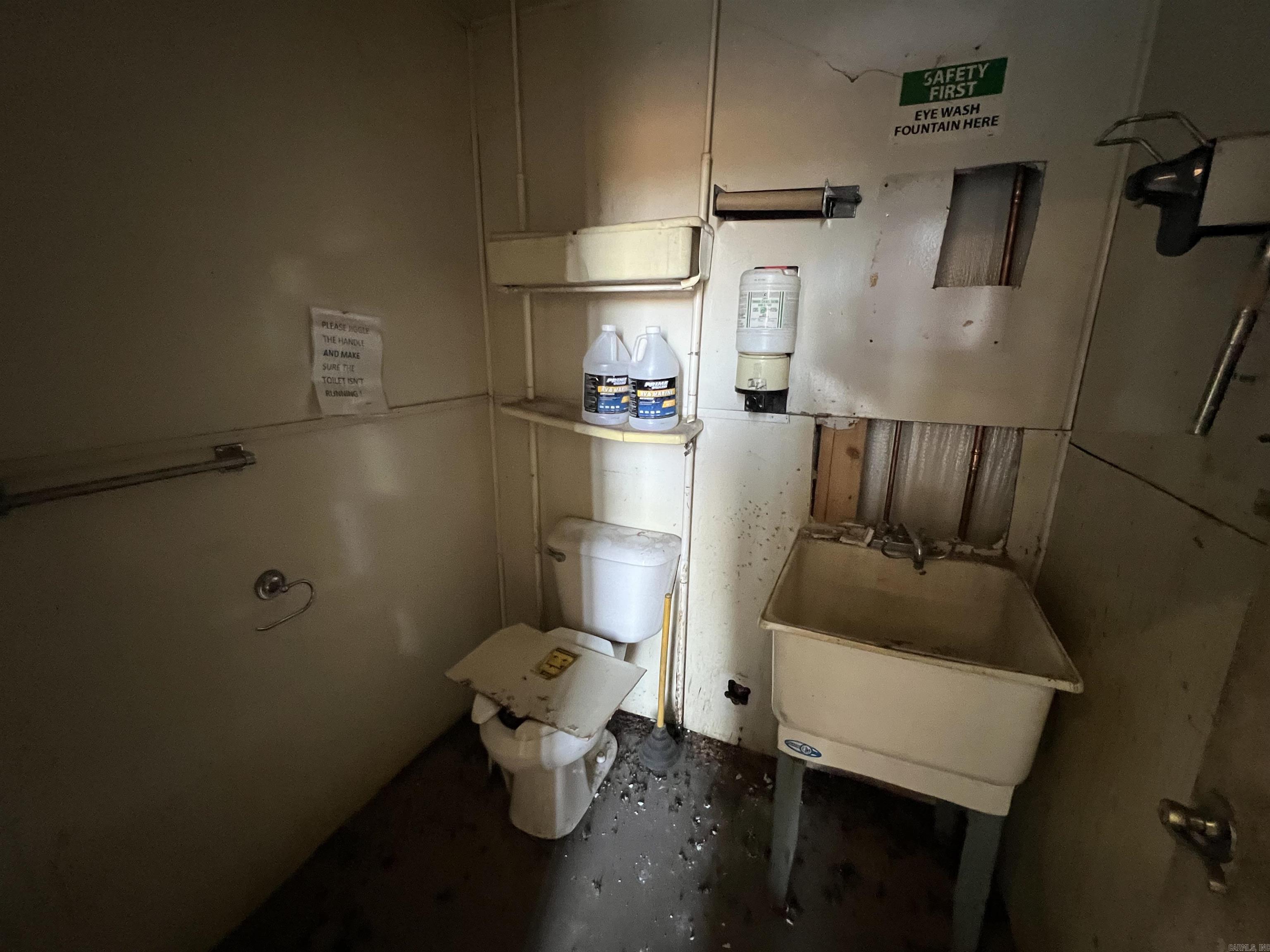 3 Ozark Dr @ Hwy 65  Damascus, AR