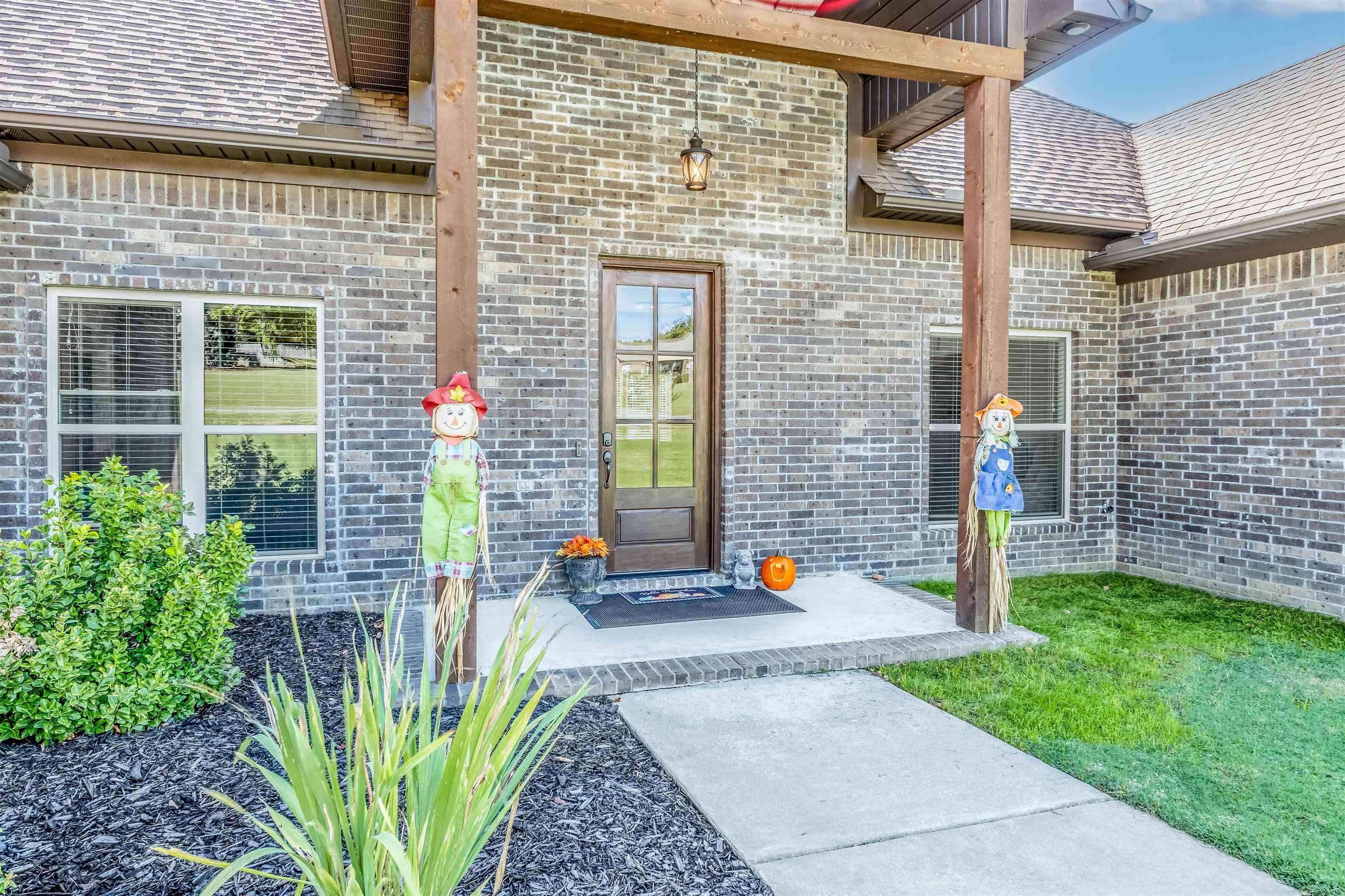 8 Winterberry Drive Greenbrier, AR 72058