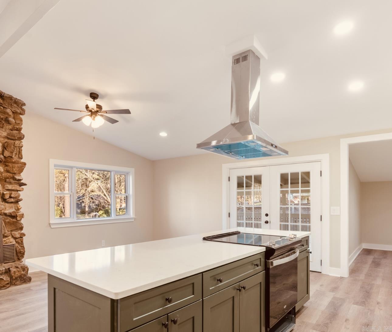 2323 Pinewood Drive Heber Springs, AR 72543