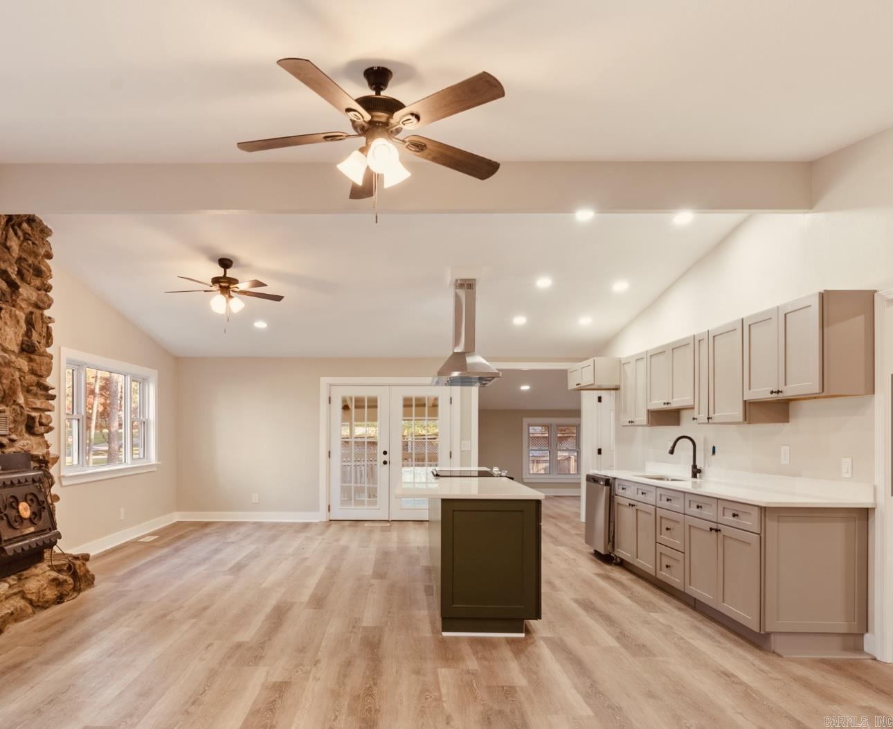 2323 Pinewood Drive Heber Springs, AR 72543