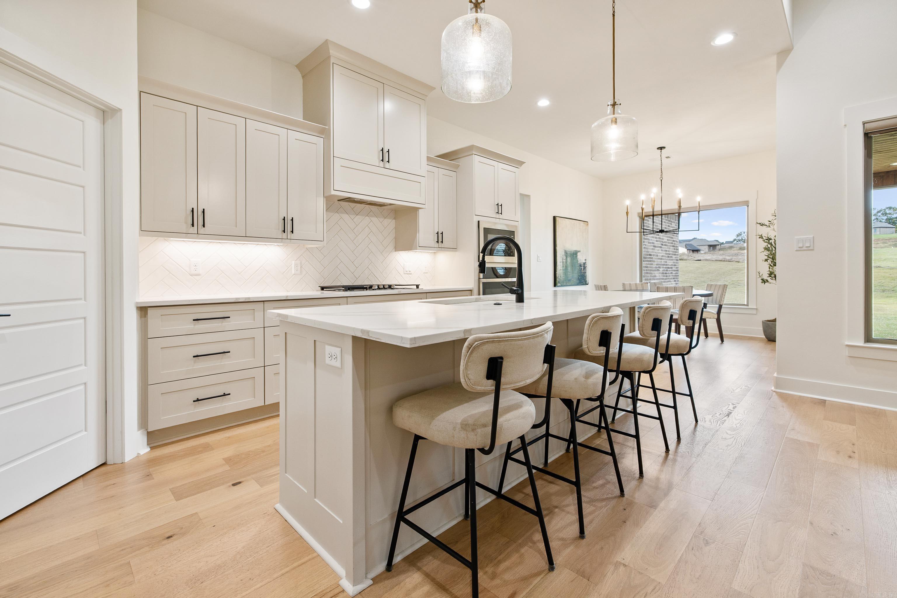 102 Red Crest Cove Haskell, AR 72015