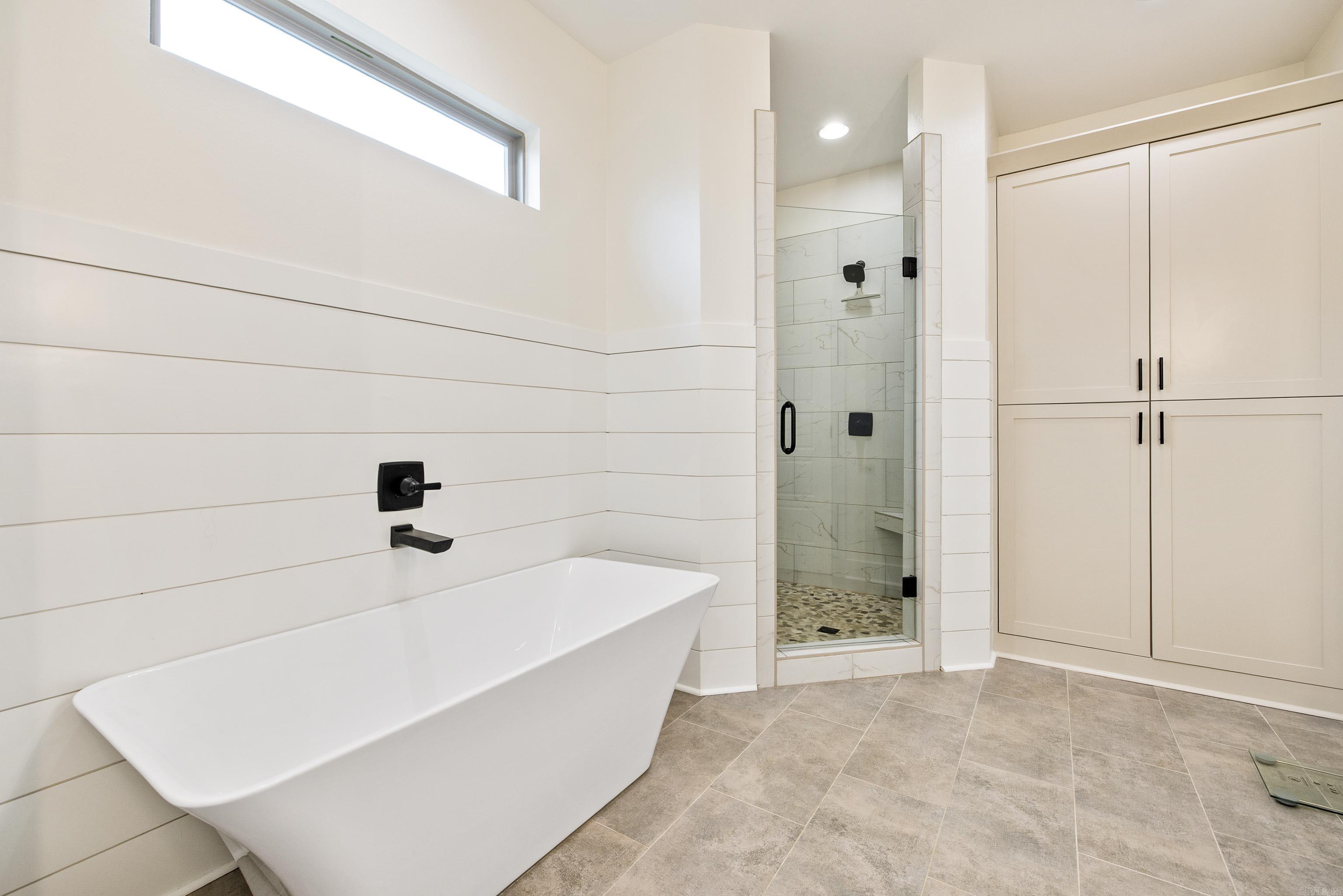 102 Red Crest Cove Haskell, AR 72015