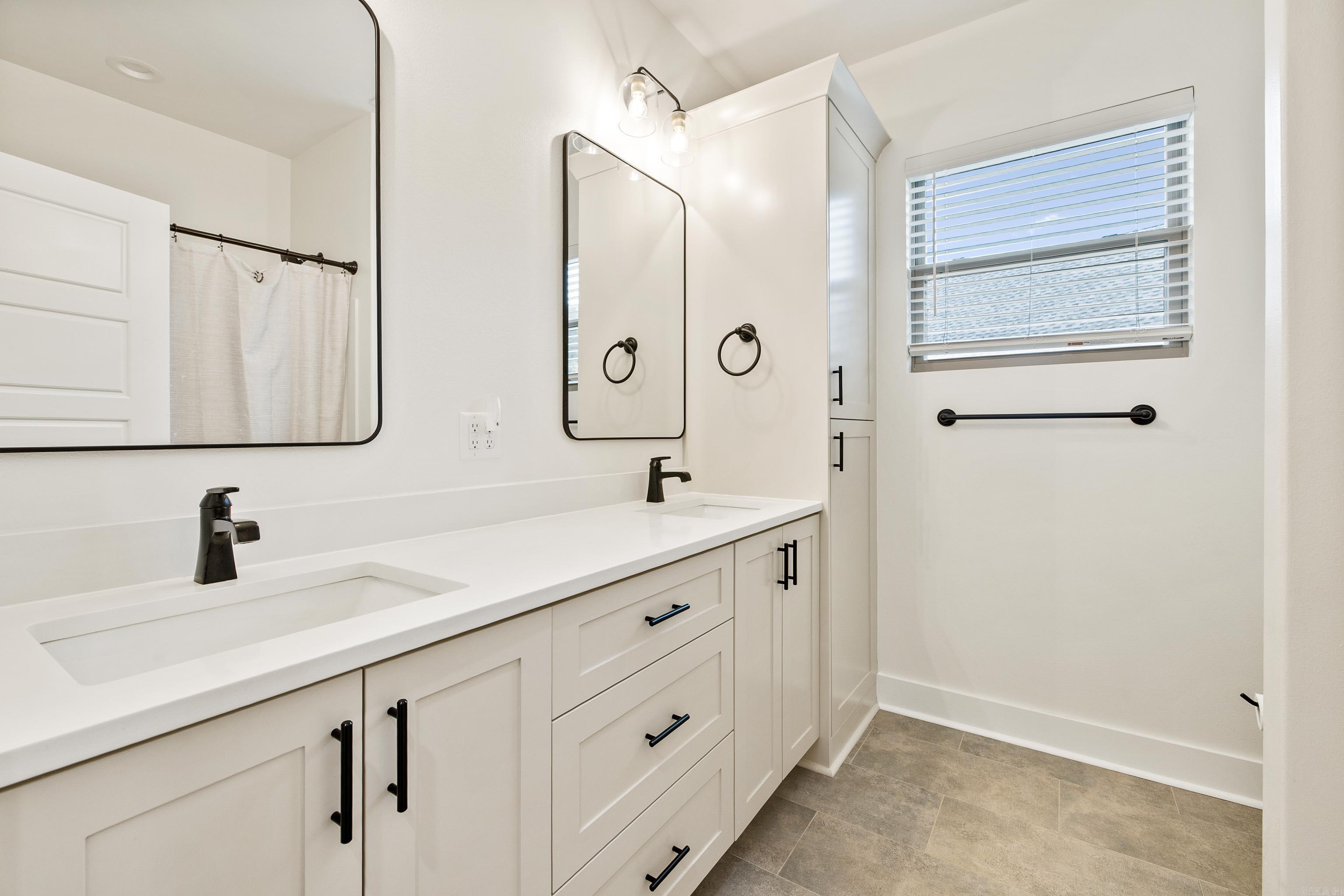 102 Red Crest Cove Haskell, AR 72015