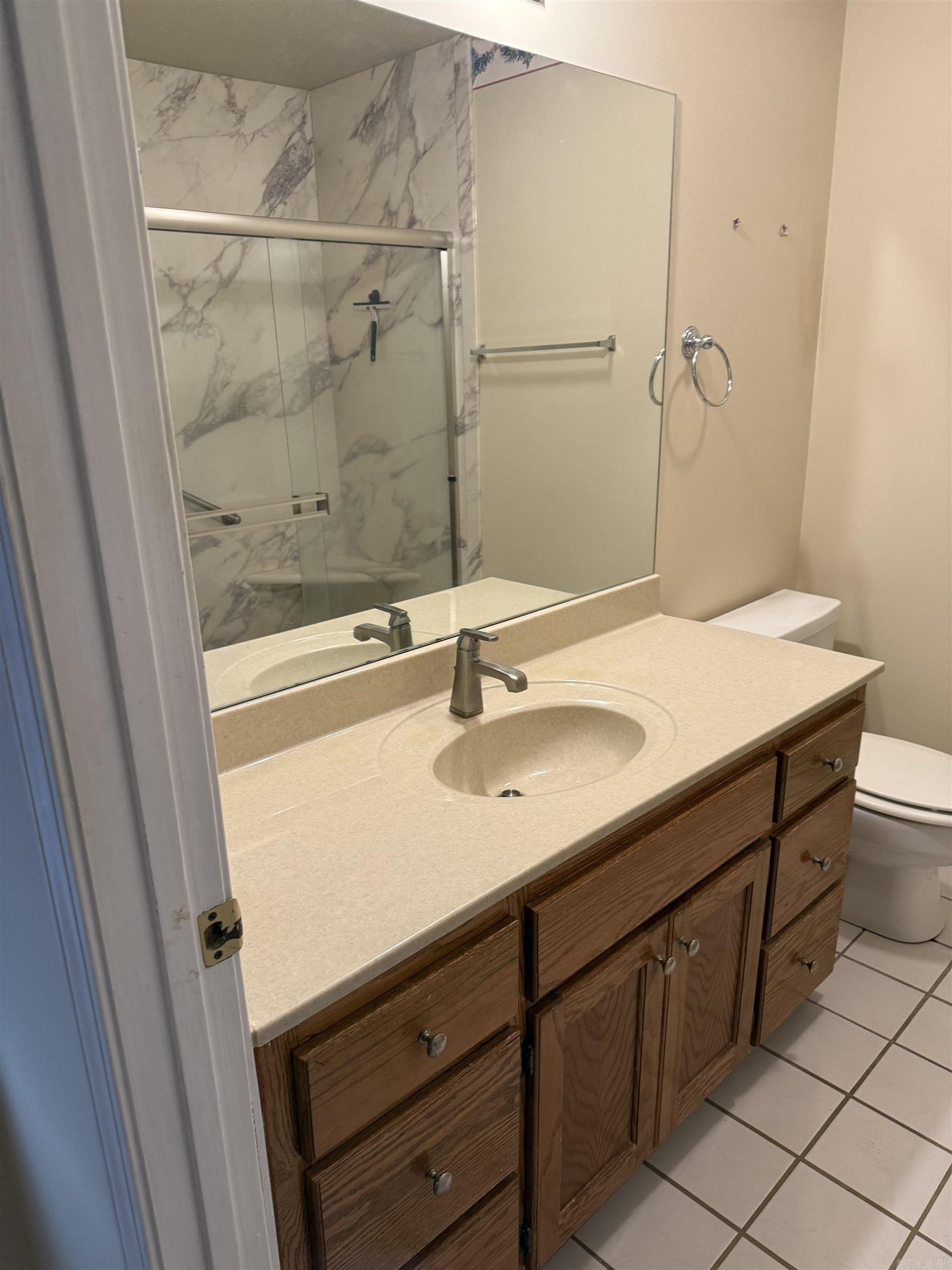 3202 Red Oak  Paragould, AR