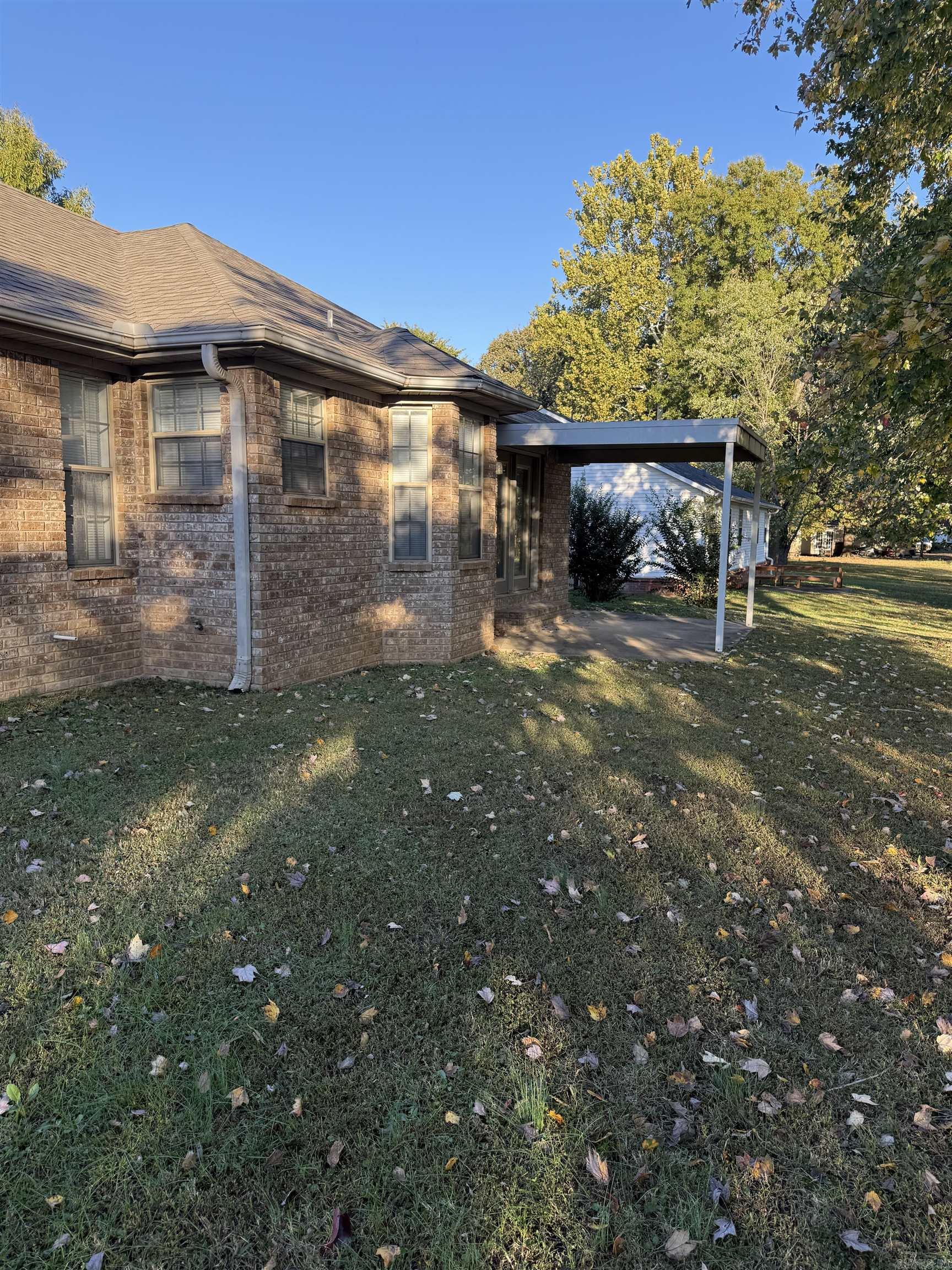 3202 Red Oak  Paragould, AR